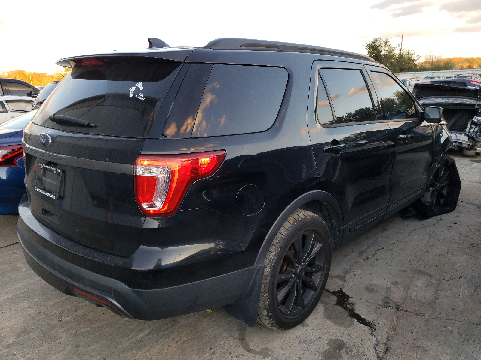 Foto 4 de la subasta – 2017 FORD EXPLORER X con VIN 1FM5K8D83HGC17071