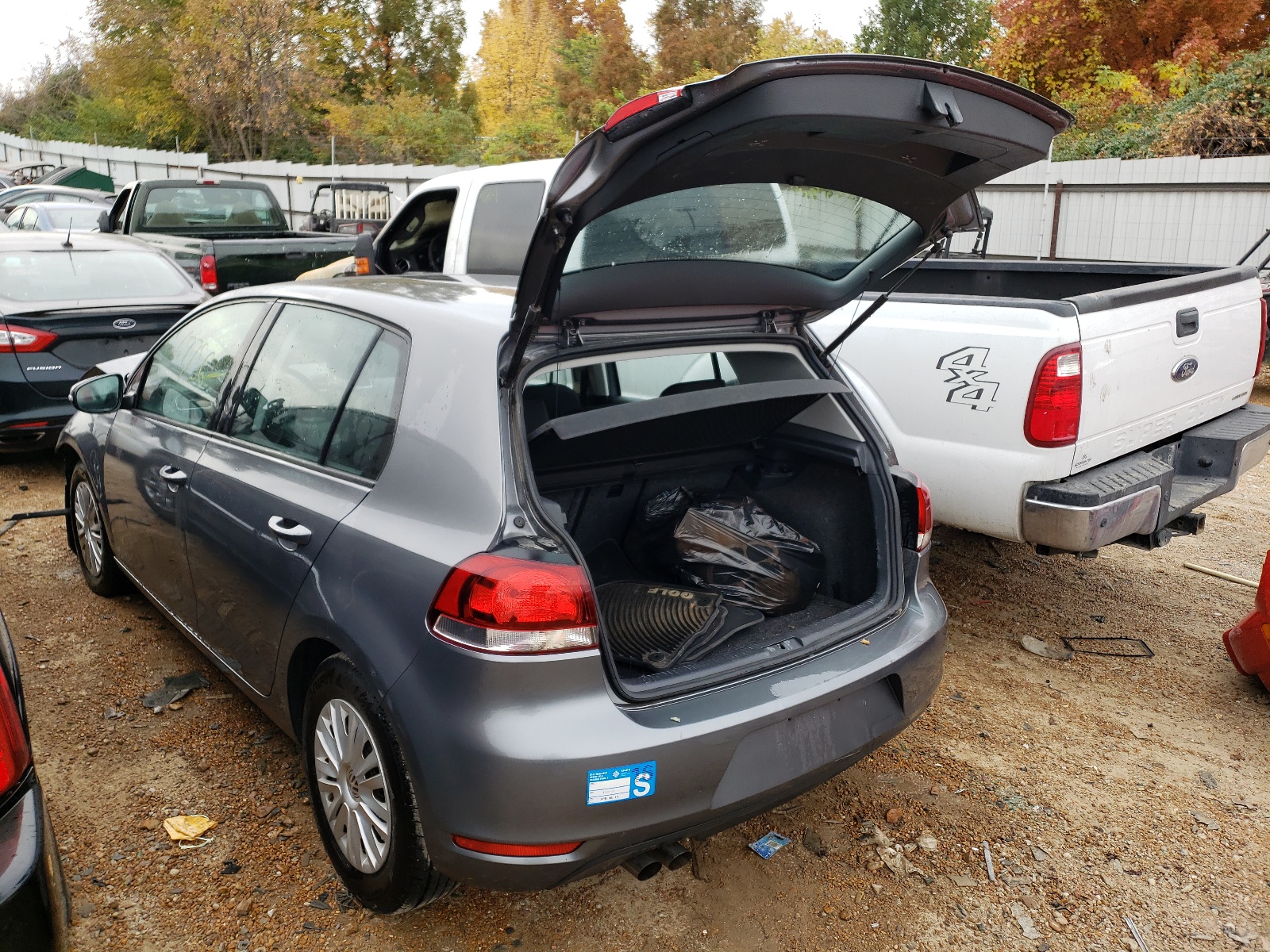 Photo 3 from auction – 2012 VOLKSWAGEN GOLF with VIN WVWDB7AJ1CW283893