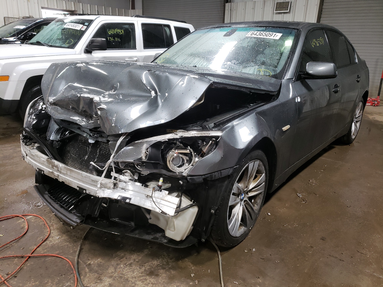 Photo 2 from auction – 2006 BMW 530 XI with VIN WBANF73586CC34284
