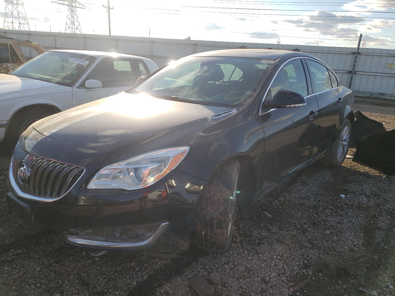 Photo 2 from auction – 2015 BUICK REGAL PREM with VIN 2G4GN5EX5F9288840
