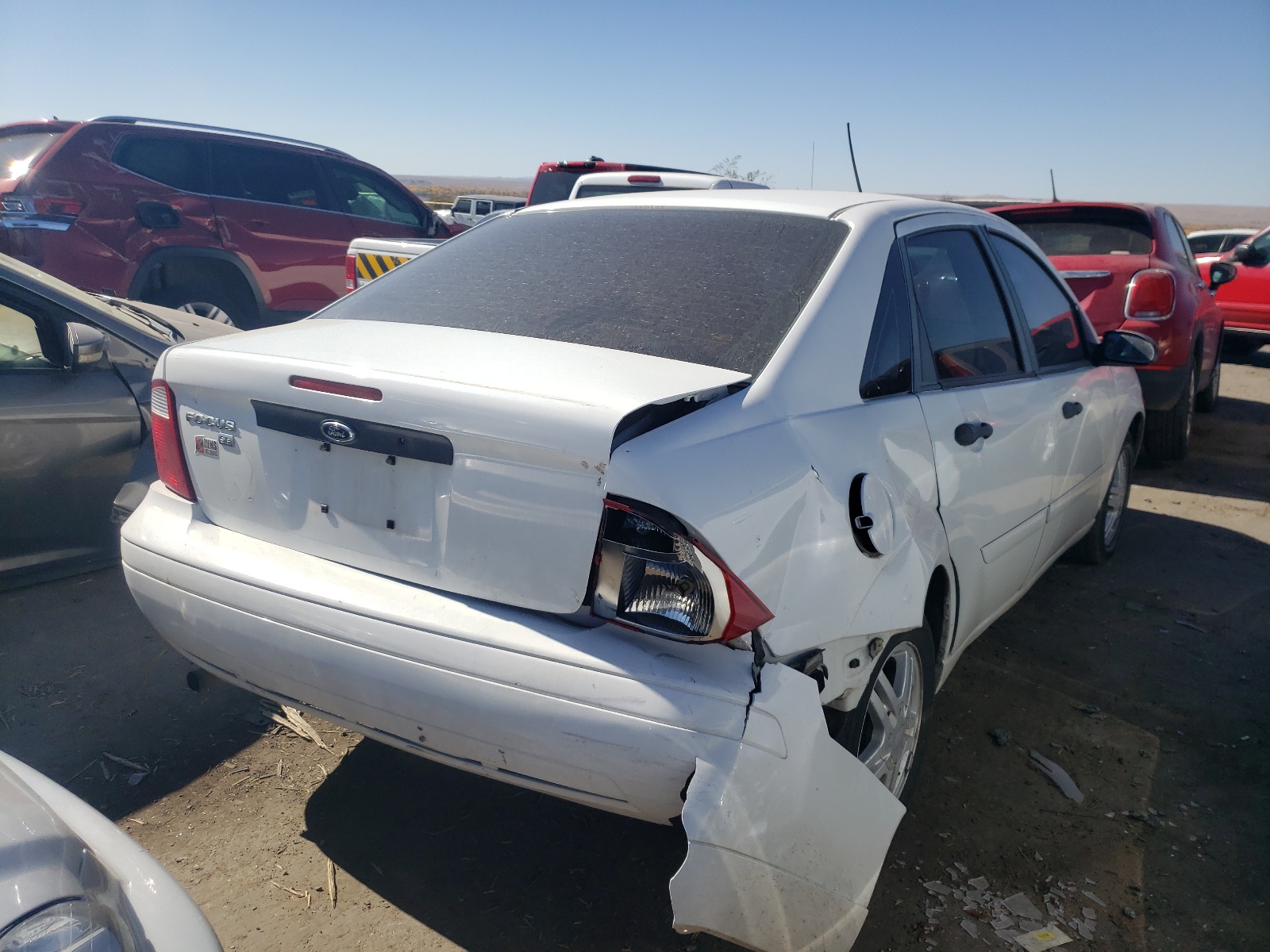 Photo 9 from auction – 2007 FORD FOCUS ZX4 with VIN 1FAFP34N37W171769