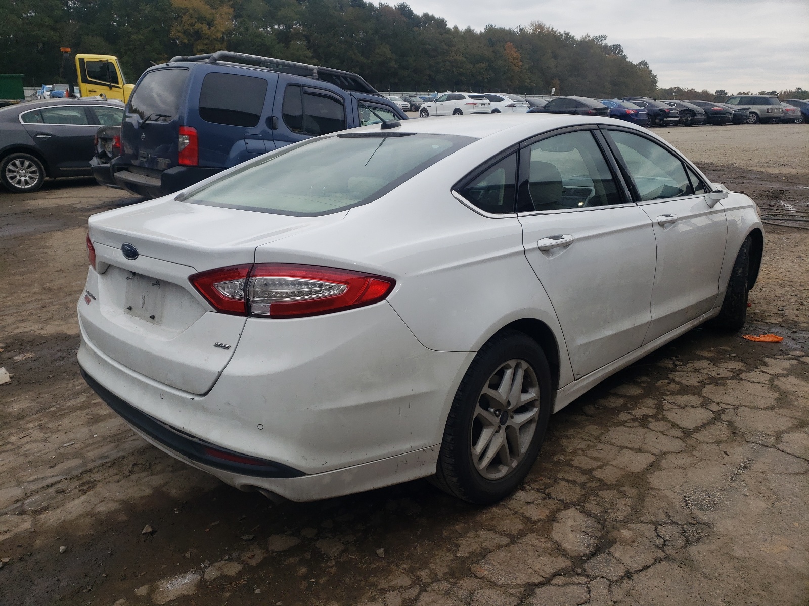 Photo 4 from auction – 2016 FORD FUSION SE with VIN 3FA6P0H79GR392516