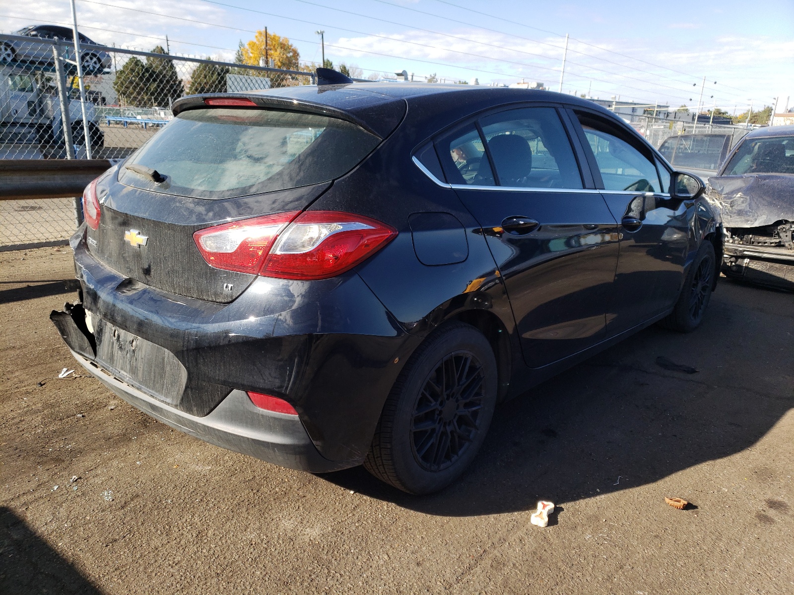 Photo 17 from auction – 2017 CHEVROLET CRUZE LT with VIN 3G1BE6SM0HS541737