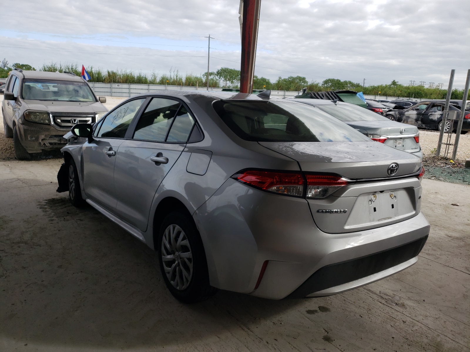 Photo 3 from auction – 2021 TOYOTA COROLLA LE with VIN JTDEPMAE7MJ178099