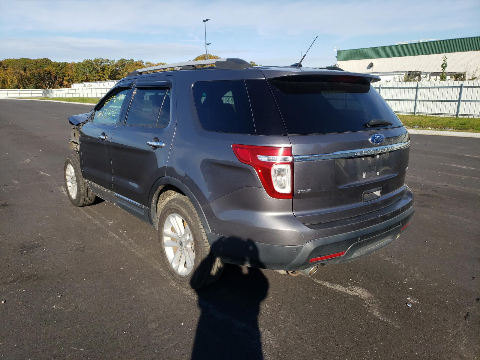 Photo 3 from auction – 2011 FORD EXPLORER X with VIN 1FMHK8D81BGA25331