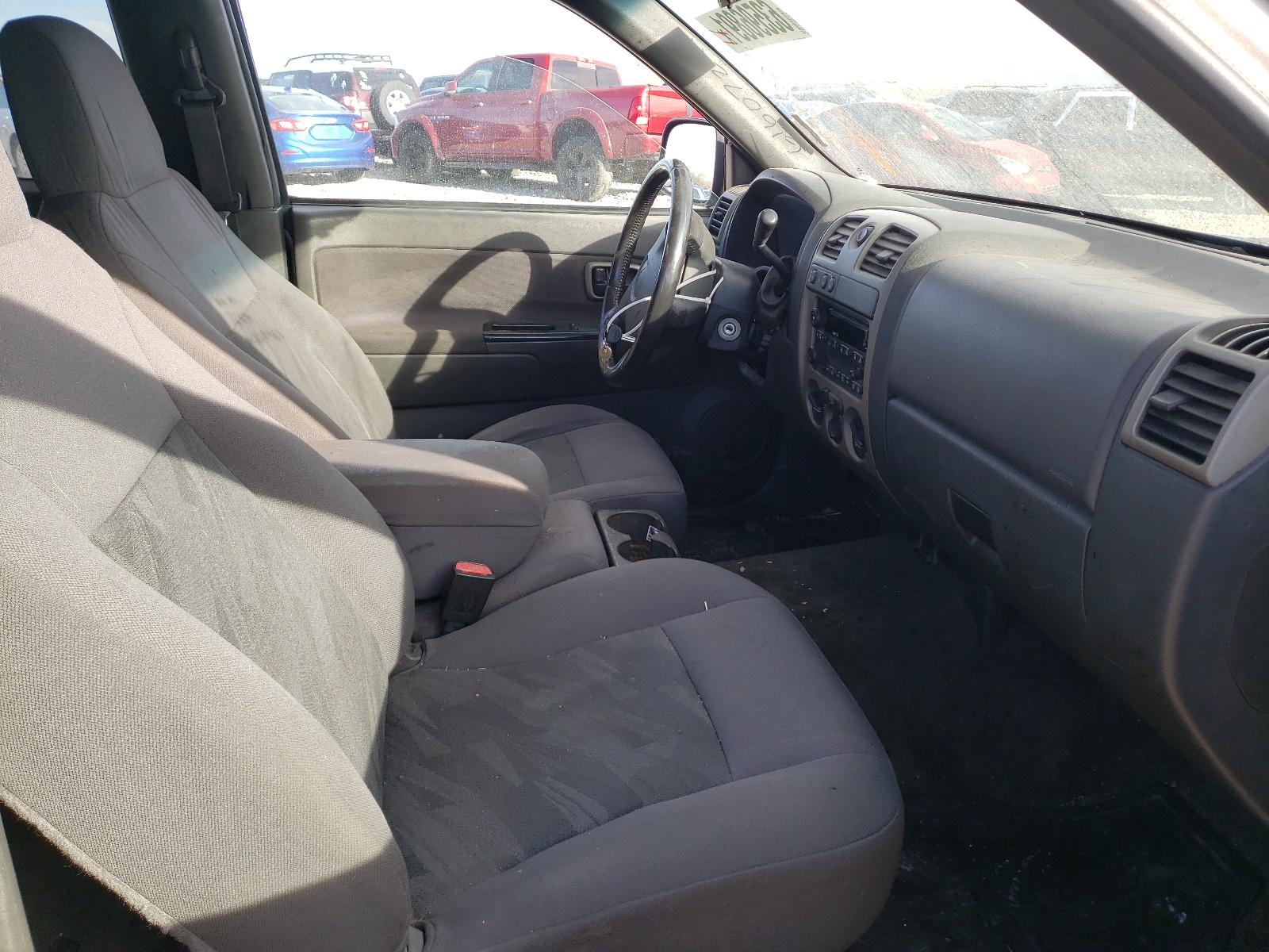 Photo 5 from auction – 2005 CHEVROLET COLORADO with VIN 1GCDT196558226467