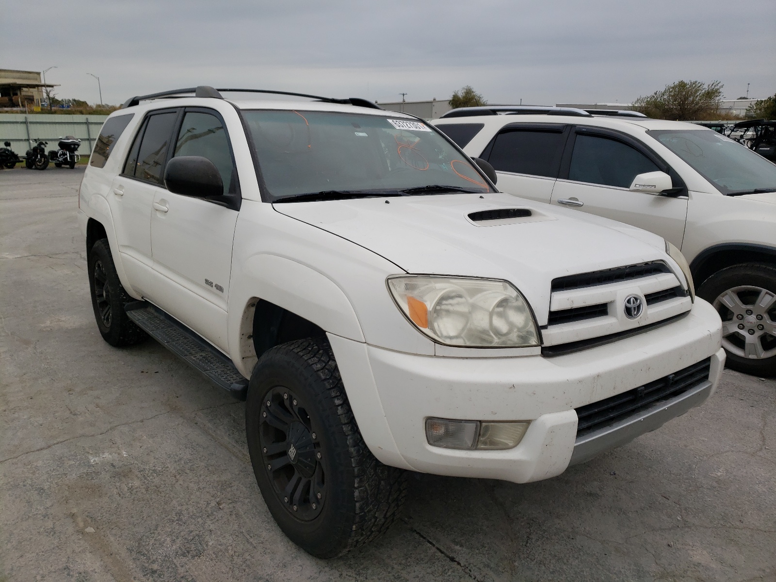 Foto 1 de la subasta – 2004 TOYOTA 4RUNNER SR con VIN JTEBU14R140021985