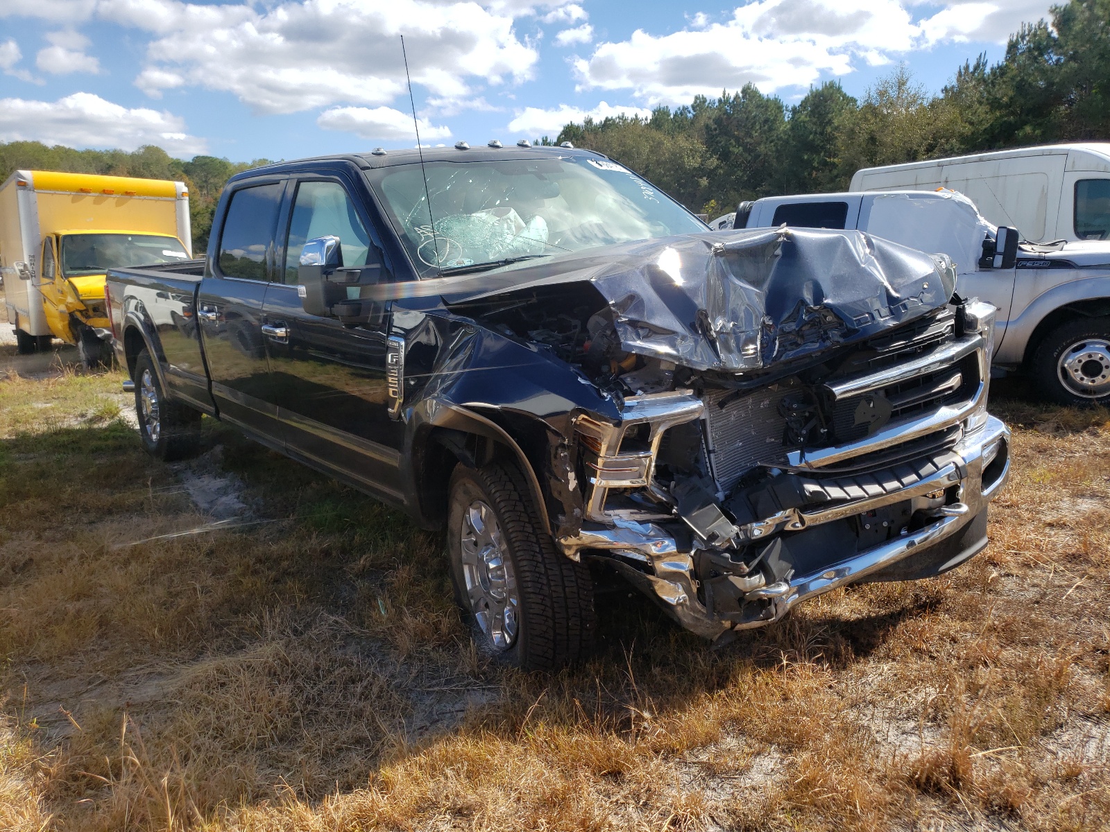 Photo 1 from auction – 2021 FORD F350 SUPER with VIN 1FT8W3BN1MEC24320