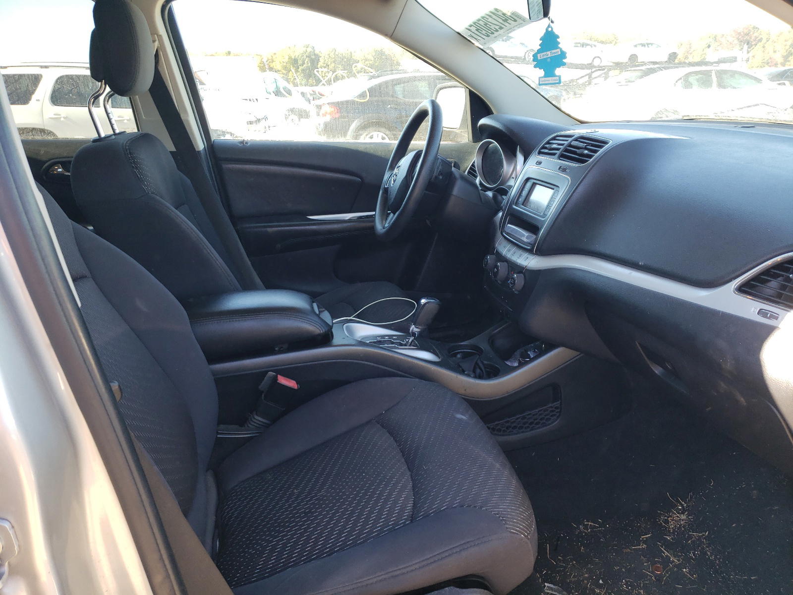 Photo 5 from auction – 2012 DODGE JOURNEY SX with VIN 3C4PDCBGXCT169819