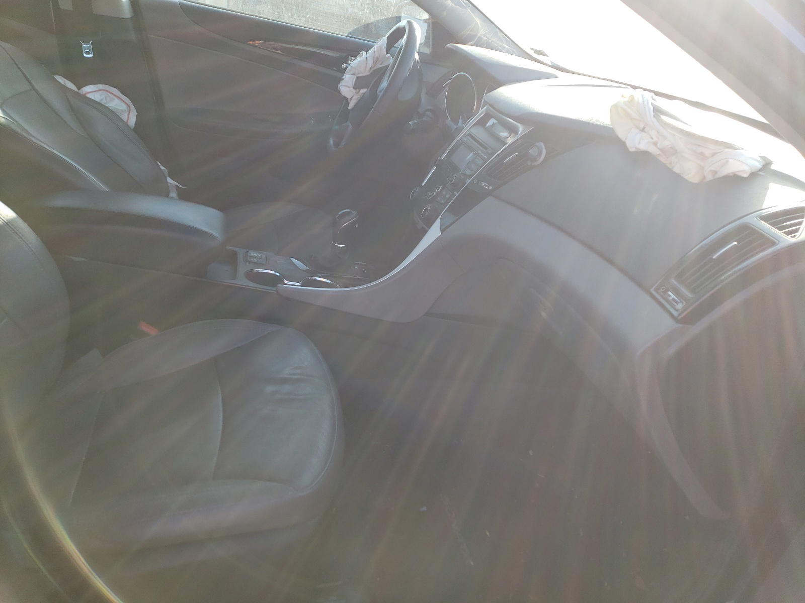 Photo 5 from auction – 2013 HYUNDAI SONATA SE with VIN 5NPEC4AC7DH613383