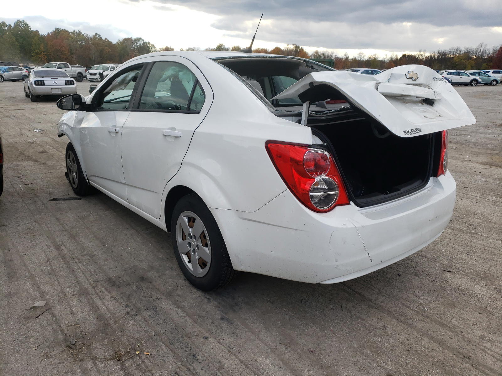 Photo 3 from auction – 2014 CHEVROLET SONIC LS with VIN 1G1JA5SG4E4147066
