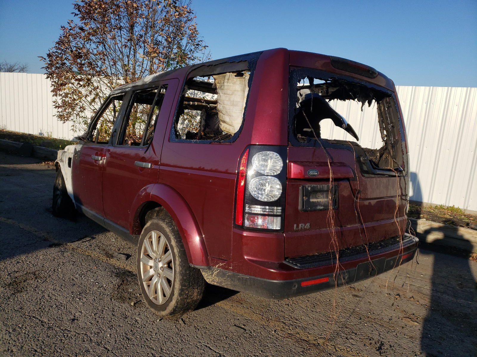 Photo 3 from auction – 2016 LAND ROVER LR4 with VIN SALAC2V60GA777585