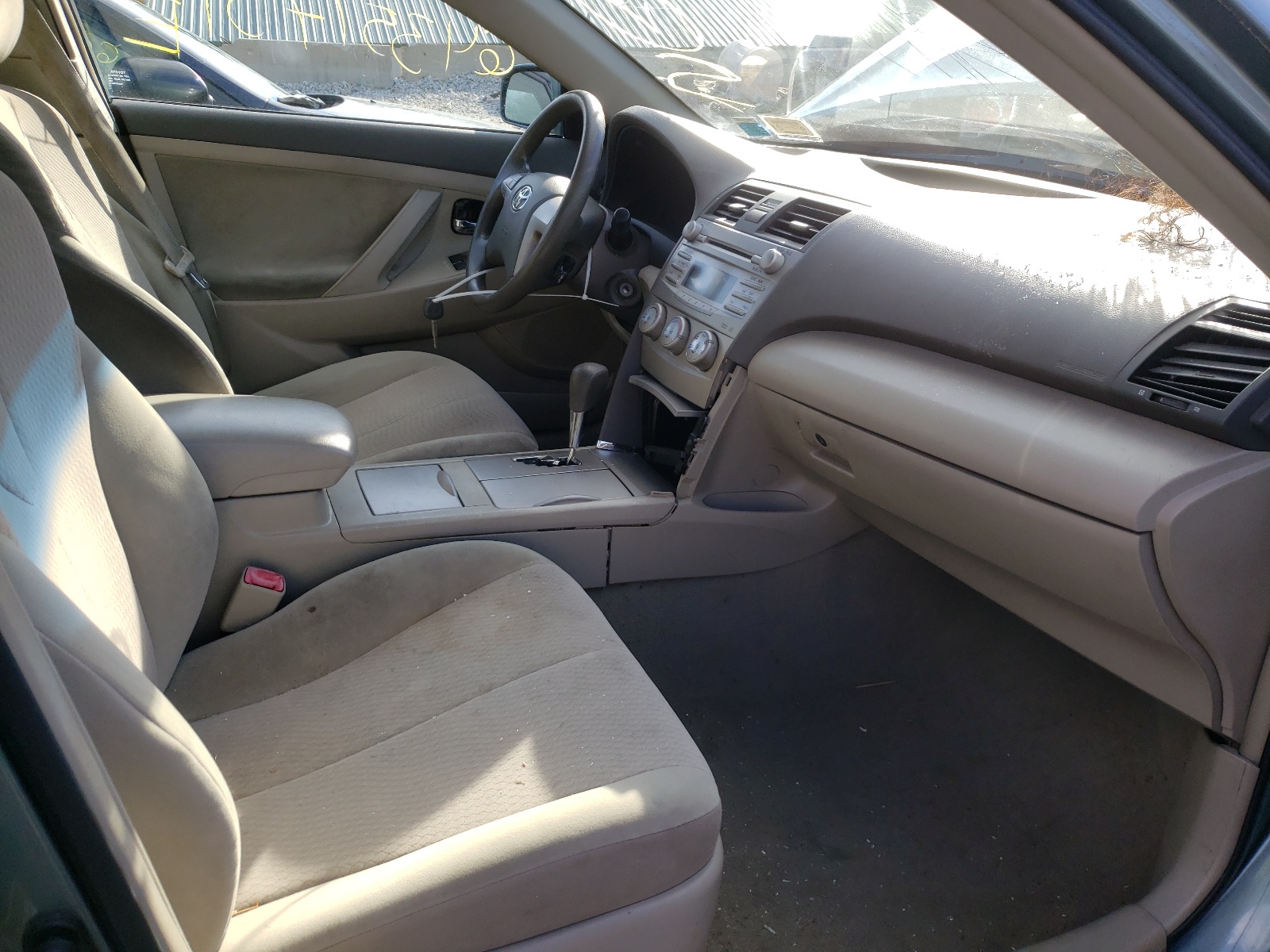Photo 5 from auction – 2010 TOYOTA CAMRY BASE with VIN 4T1BF3EK3AU538667