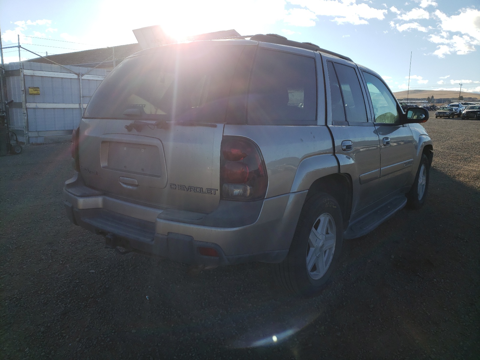 Photo 4 from auction – 2002 CHEVROLET TRAILBLAZE with VIN 1GNDT13S722243704