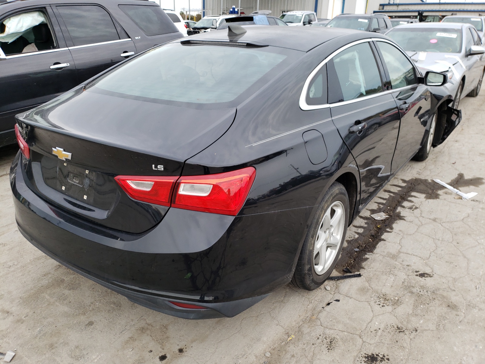 Photo 4 from auction – 2016 CHEVROLET MALIBU LS with VIN 1G1ZB5ST7GF200928