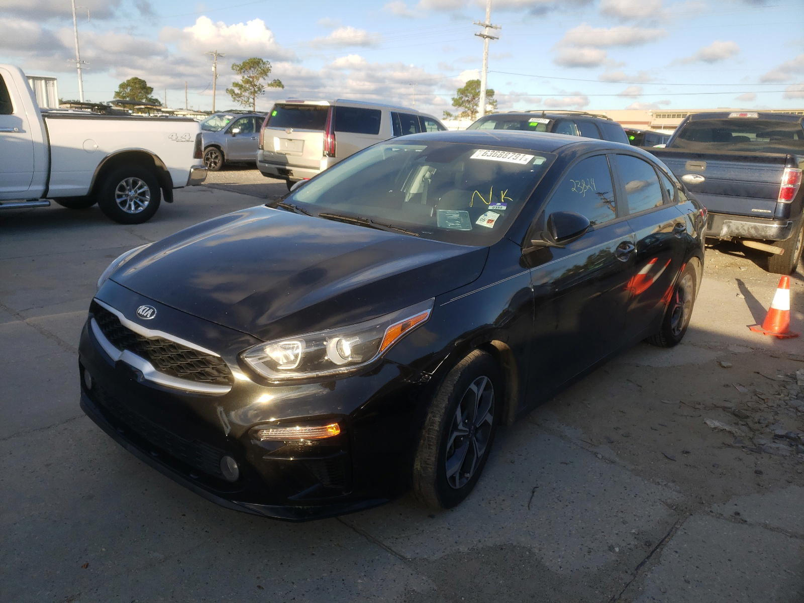 Photo 2 from auction – 2020 KIA FORTE with VIN 3KPF24AD2LE171373