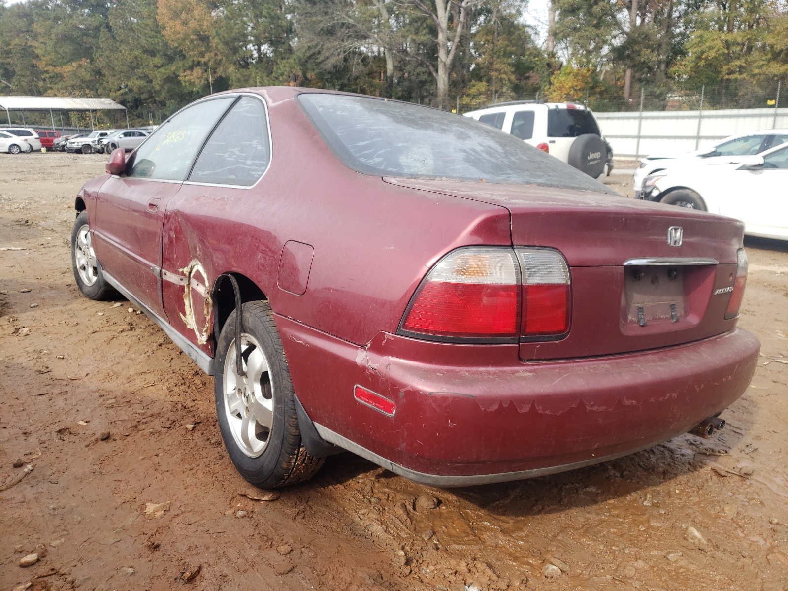 Photo 3 from auction – 1997 HONDA ACCORD EX with VIN 1HGCD7268VA028000