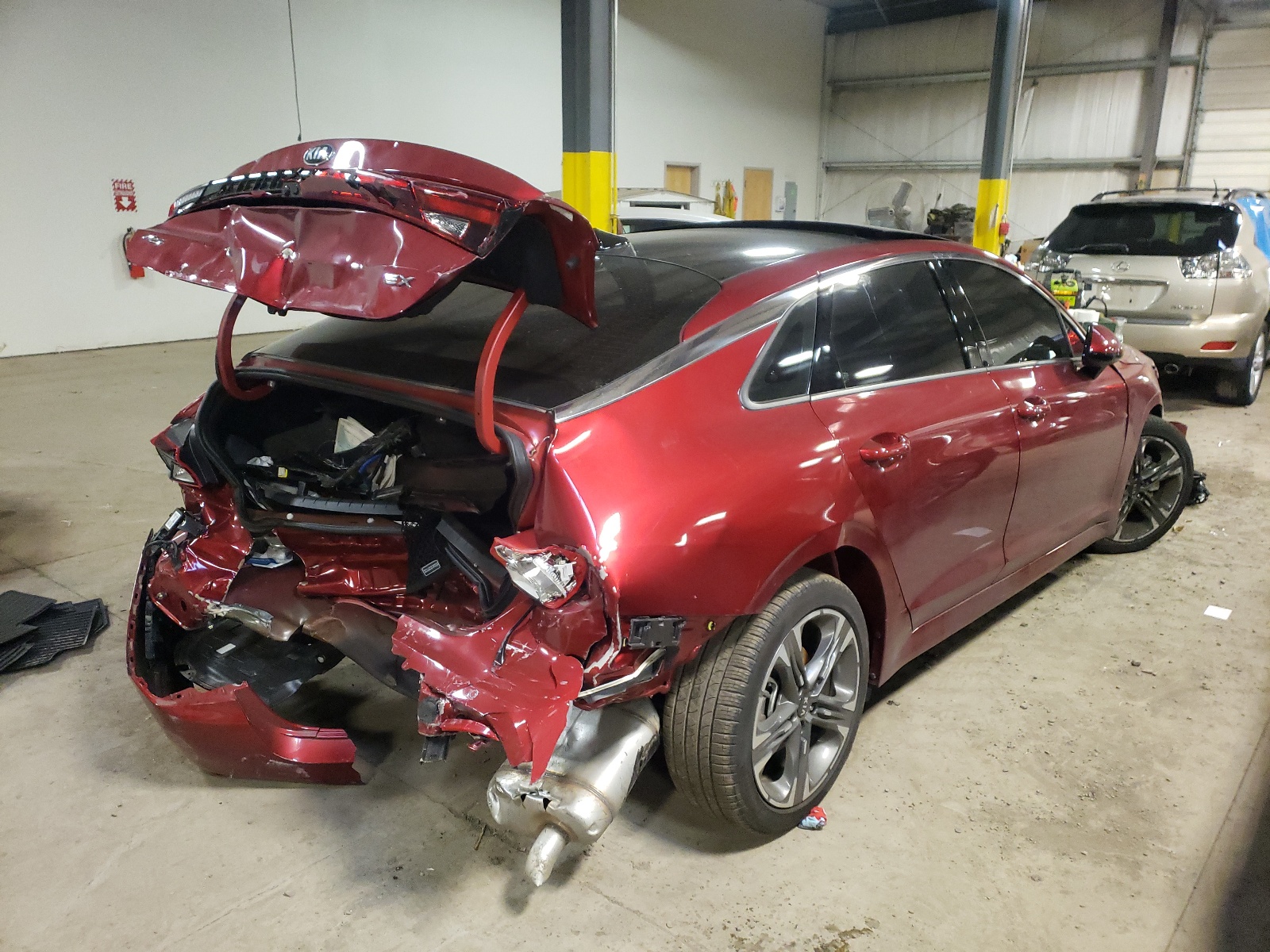Photo 4 from auction – 2021 KIA K5 EX with VIN 5XXG34J27MG033708