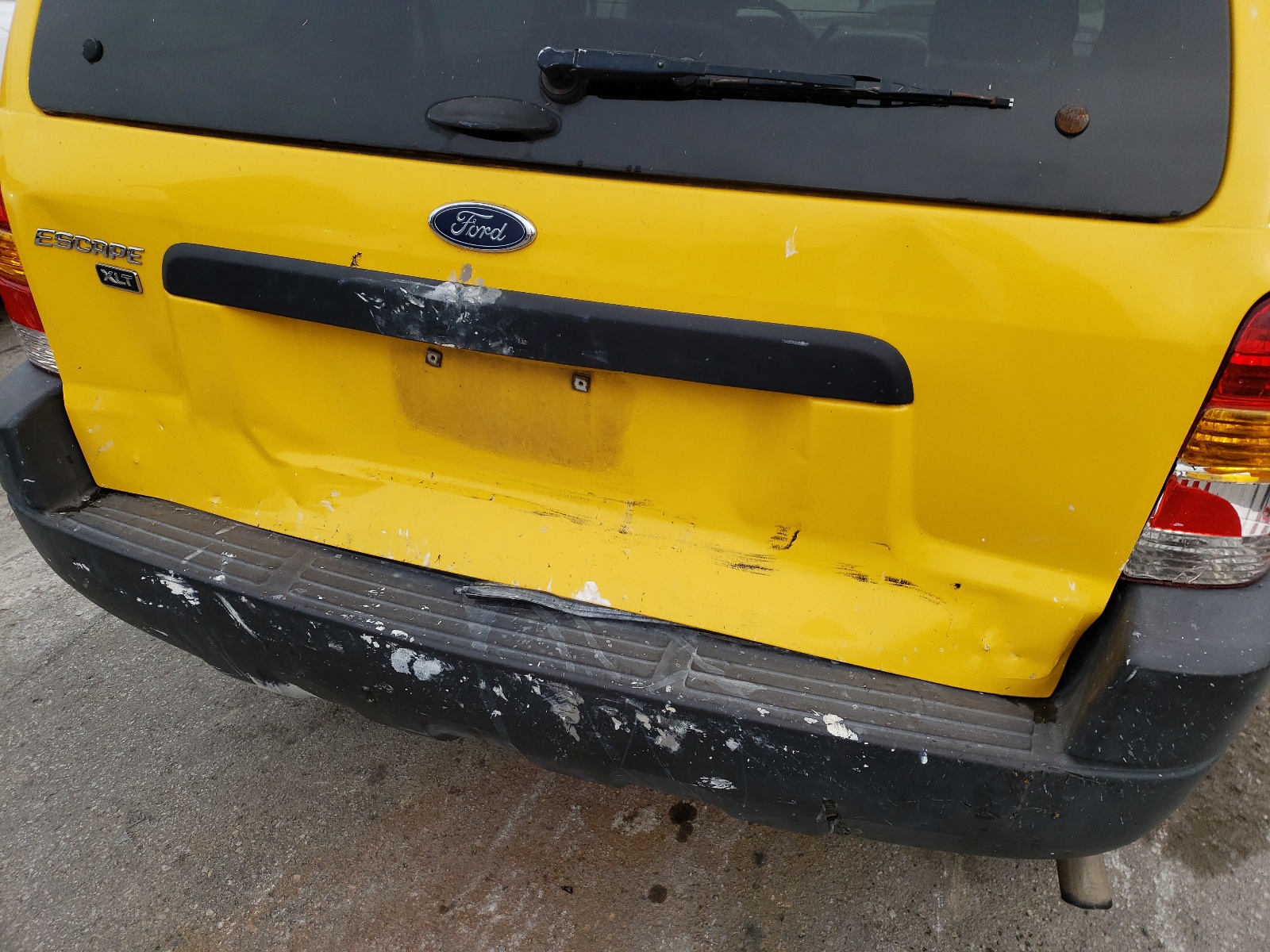 Photo 9 from auction – 2003 FORD ESCAPE XLT with VIN 1FMYU03103KA69321
