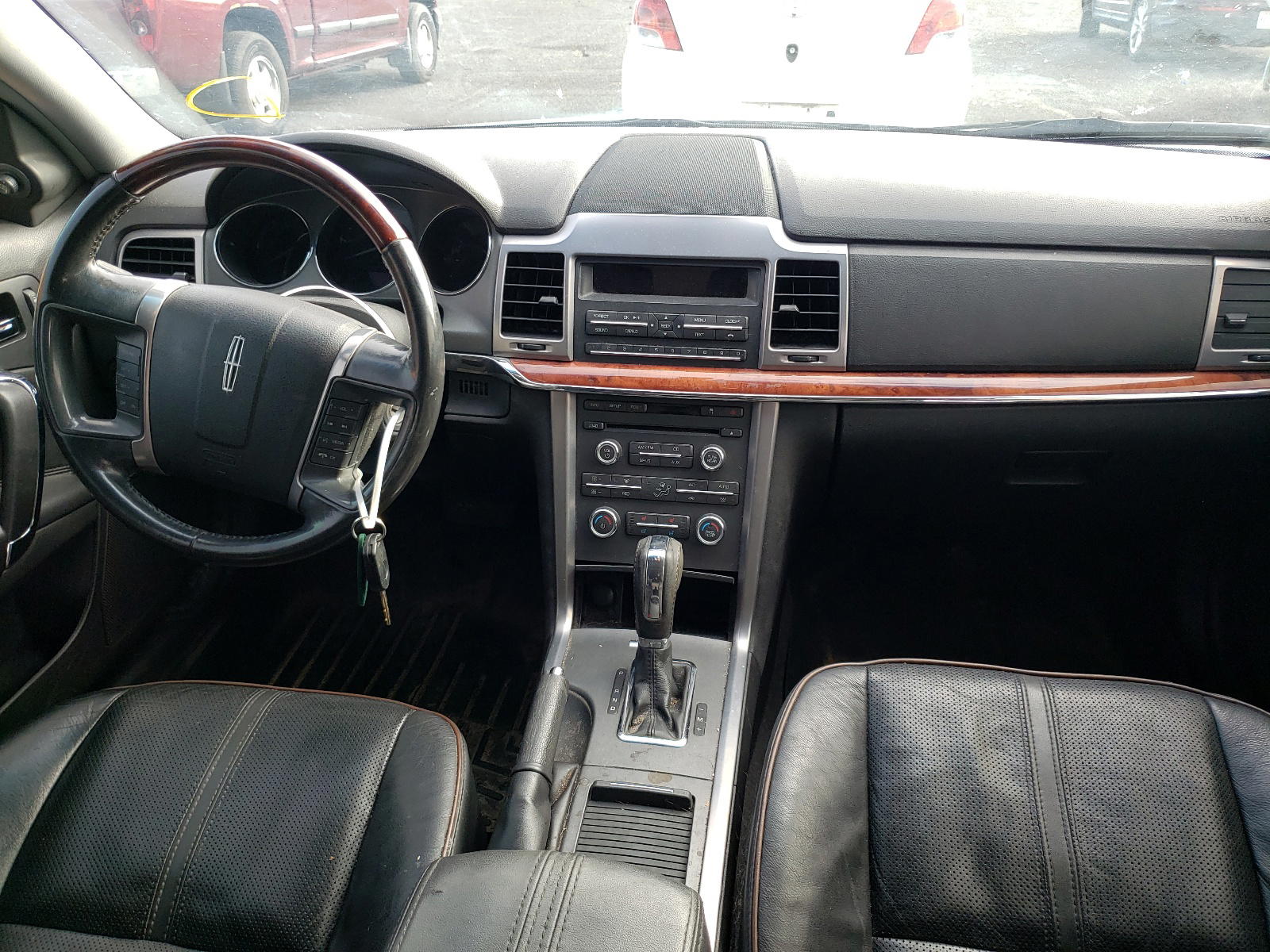Photo 9 from auction – 2010 LINCOLN MKZ with VIN 3LNHL2GC3AR609618