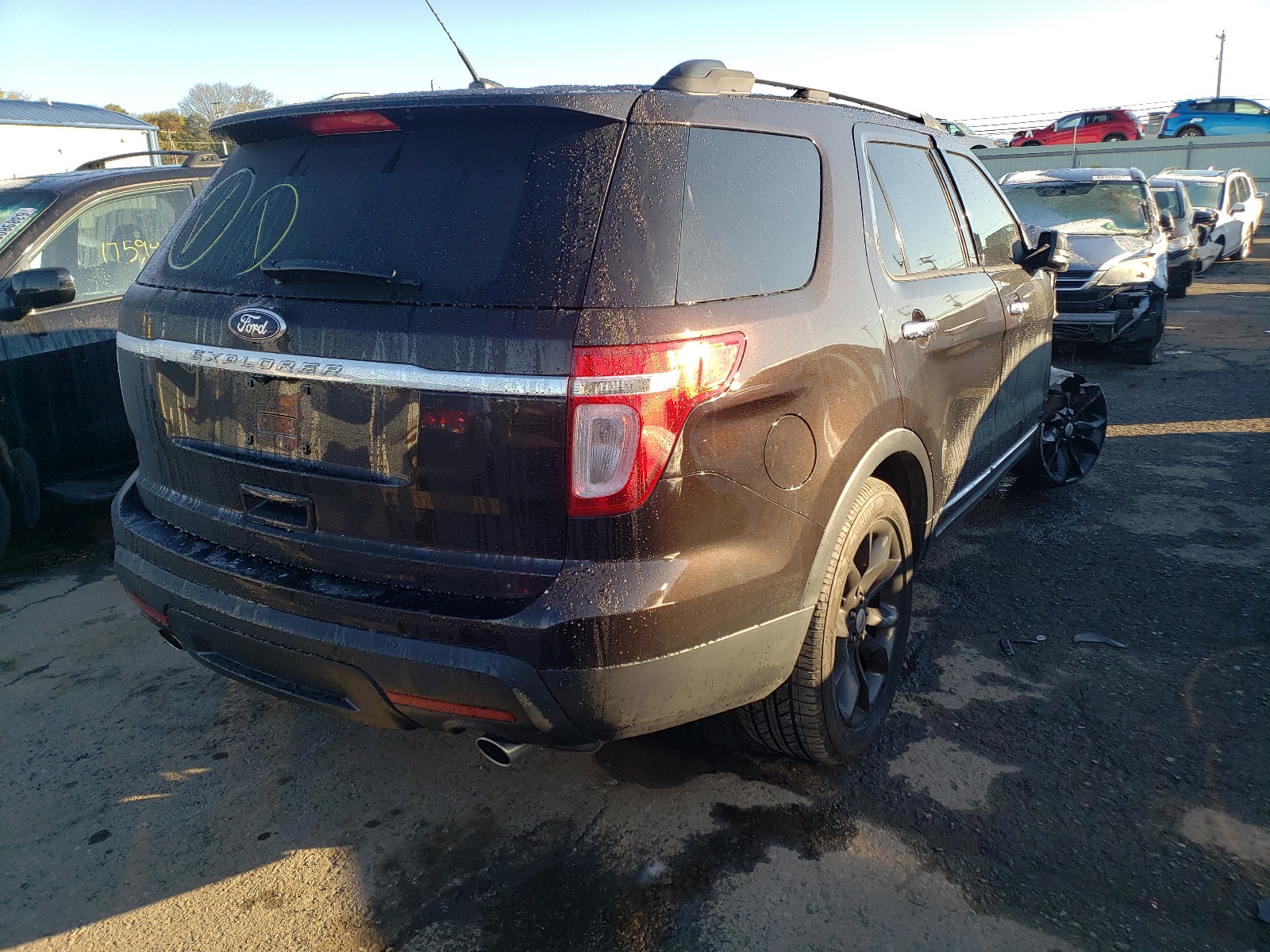 Photo 4 from auction – 2013 FORD EXPLORER L with VIN 1FM5K8F8XDGB17704