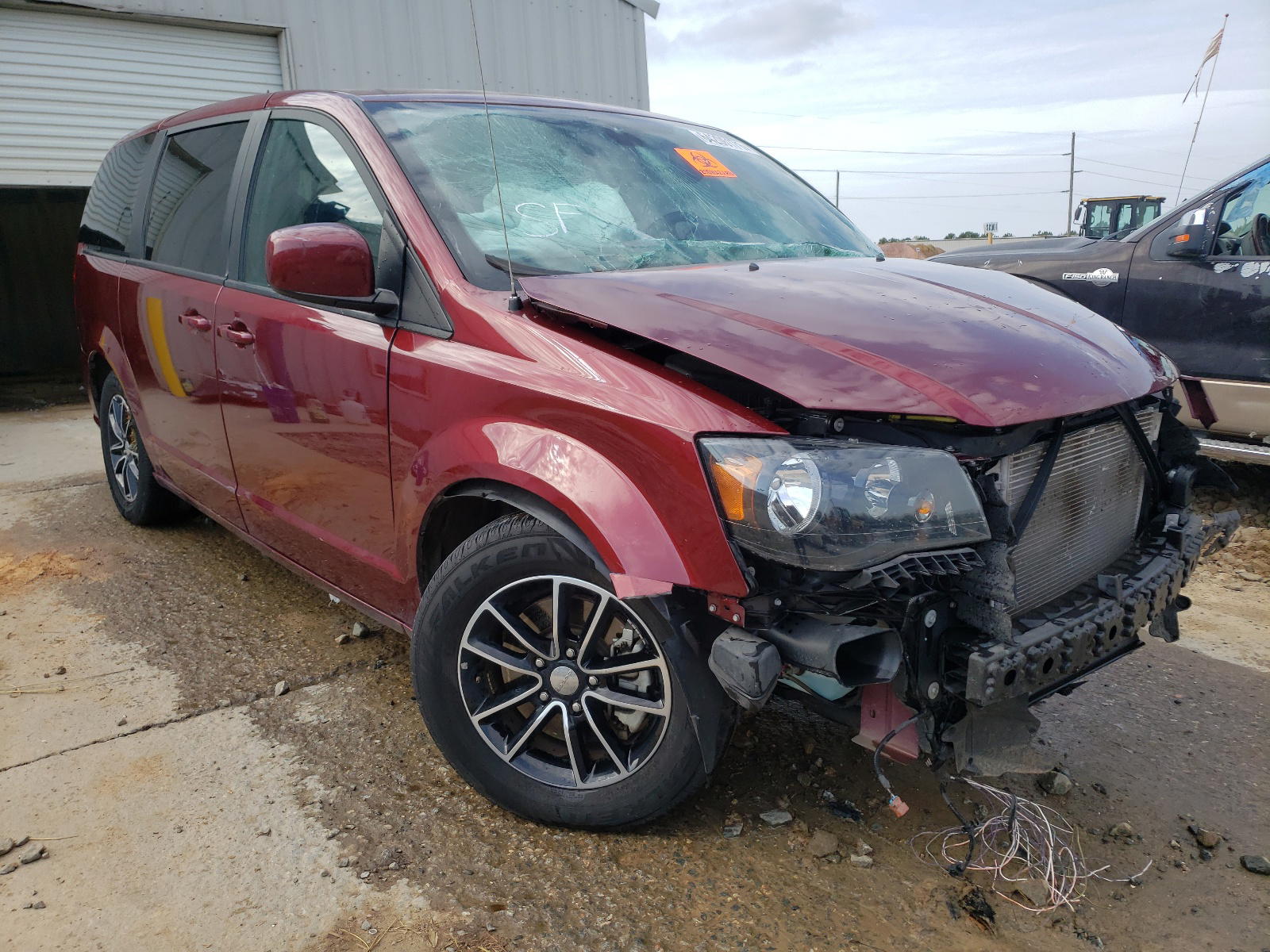 DODGE GRAND CARA 2019 with VIN 2C4RDGEG7KR534793 - Photo from auction