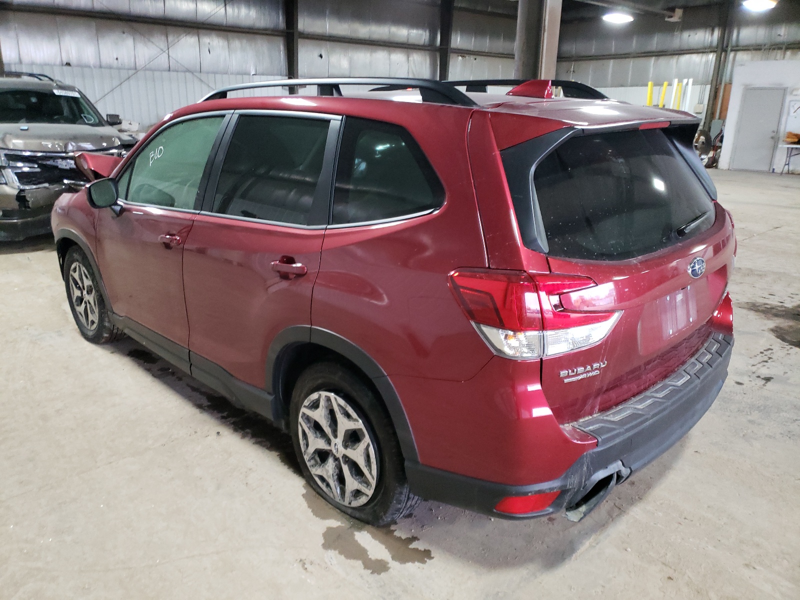 Photo 3 from auction – 2020 SUBARU FORESTER P with VIN JF2SKAJC5LH545071