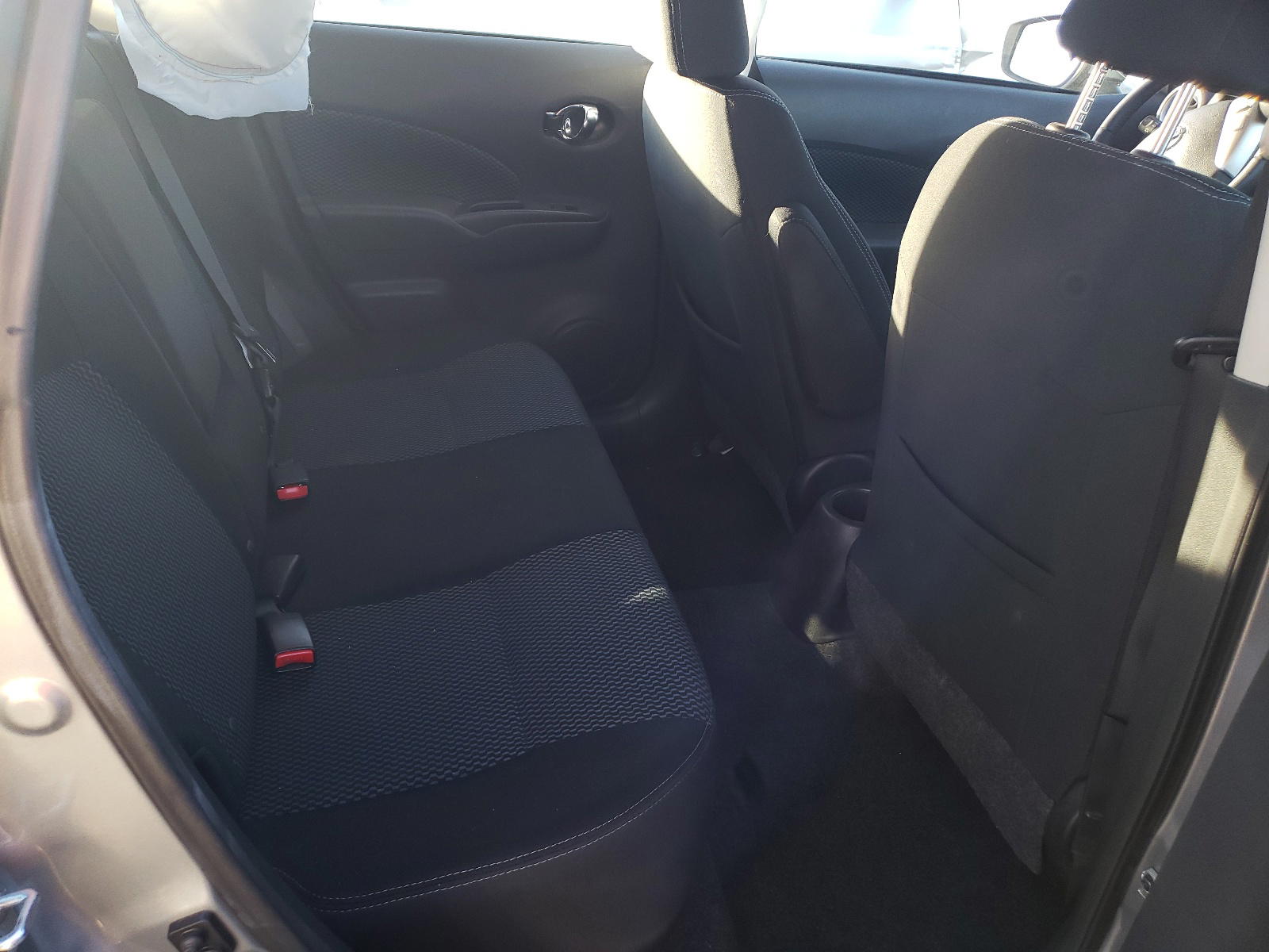 Photo 6 from auction – 2015 NISSAN VERSA NOTE with VIN 3N1CE2CP6FL446252