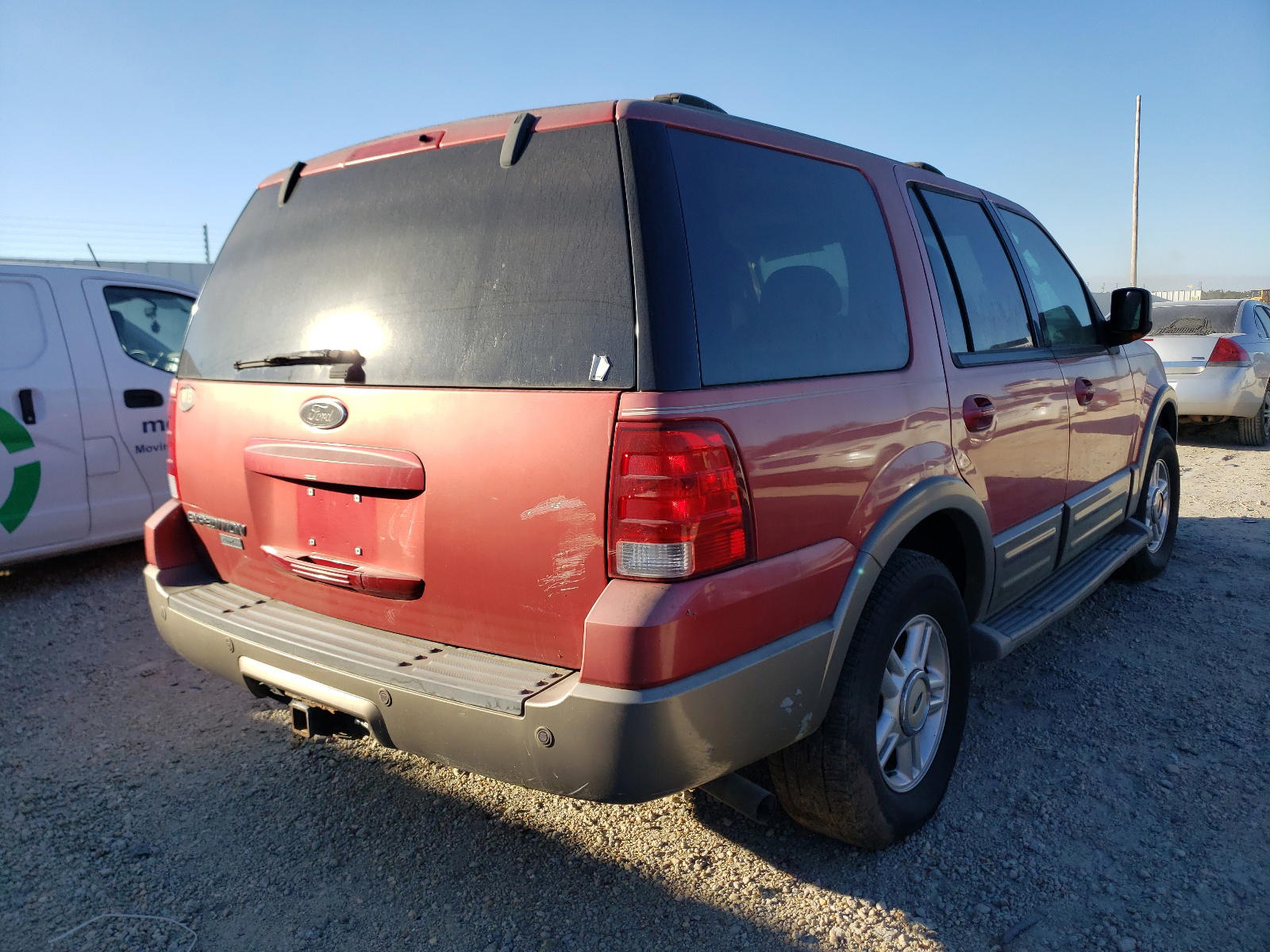 Photo 4 from auction – 2003 FORD EXPEDITION with VIN 1FMFU17L73LB96599