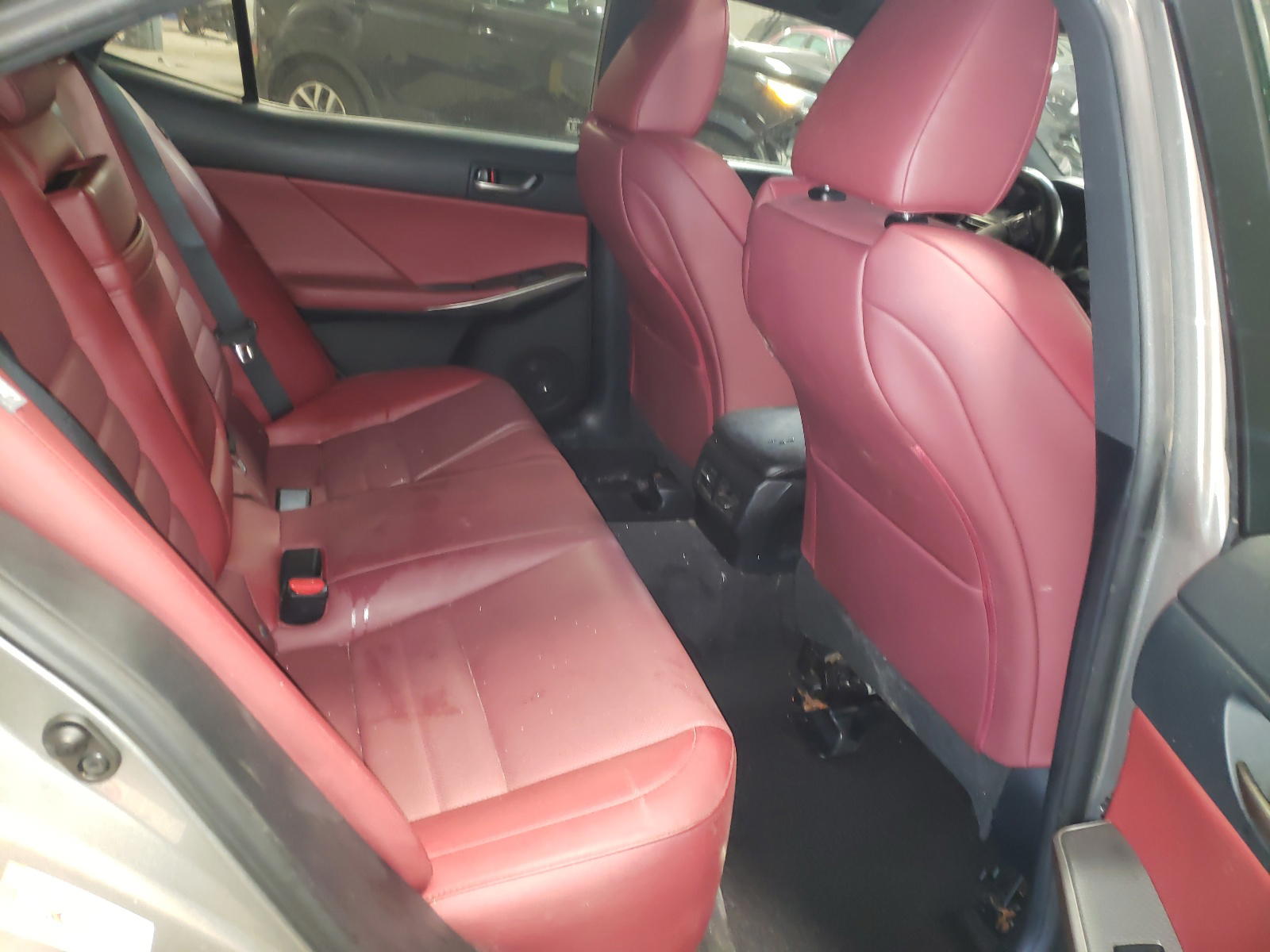 Photo 6 from auction – 2017 LEXUS IS 300 with VIN JTHCM1D22H5021593