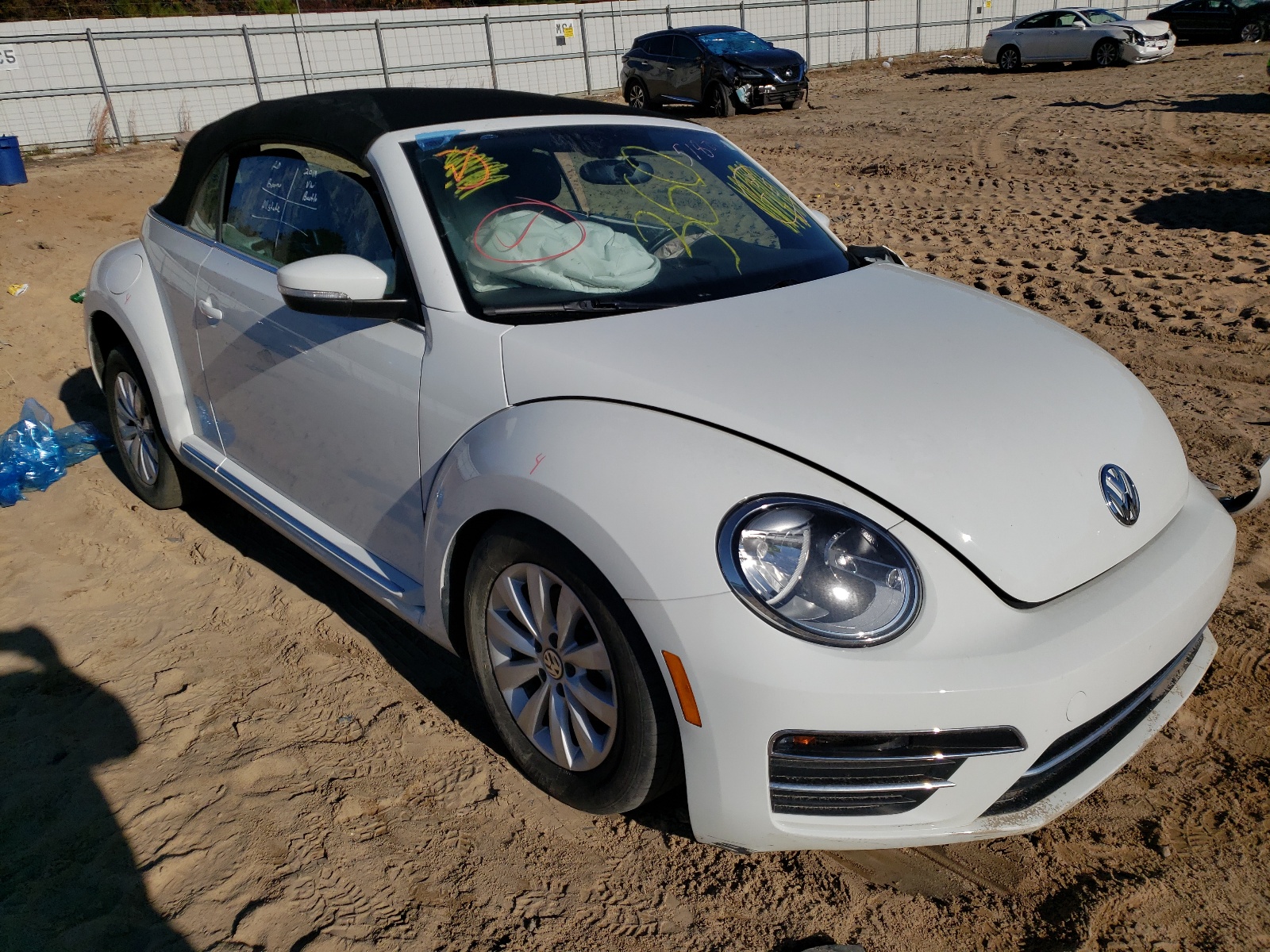 Photo 1 from auction – 2019 VOLKSWAGEN BEETLE S with VIN 3VW5DAAT6KM507250