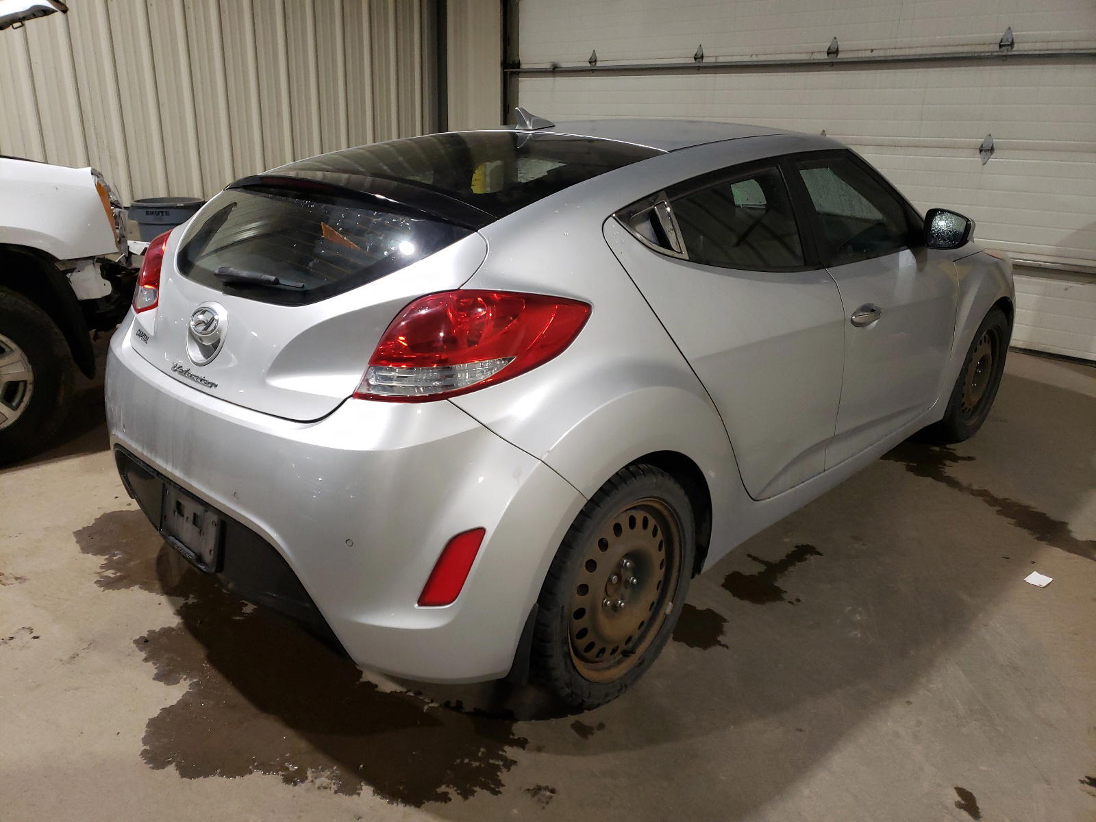 Photo 4 from auction – 2012 HYUNDAI VELOSTER with VIN KMHTC6ADXCU024727