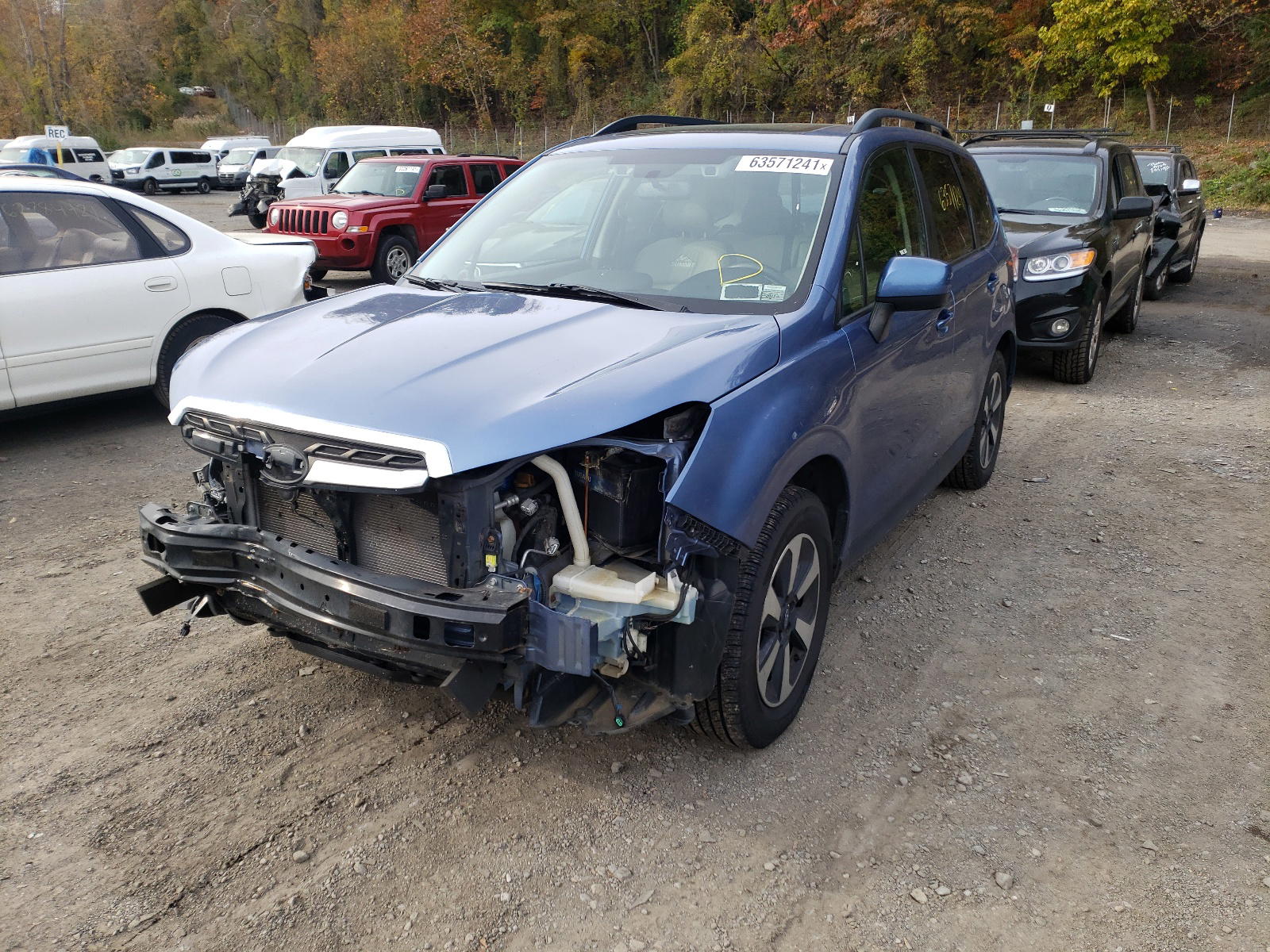 Photo 2 from auction – 2017 SUBARU FORESTER 2 with VIN JF2SJAGC3HH443981