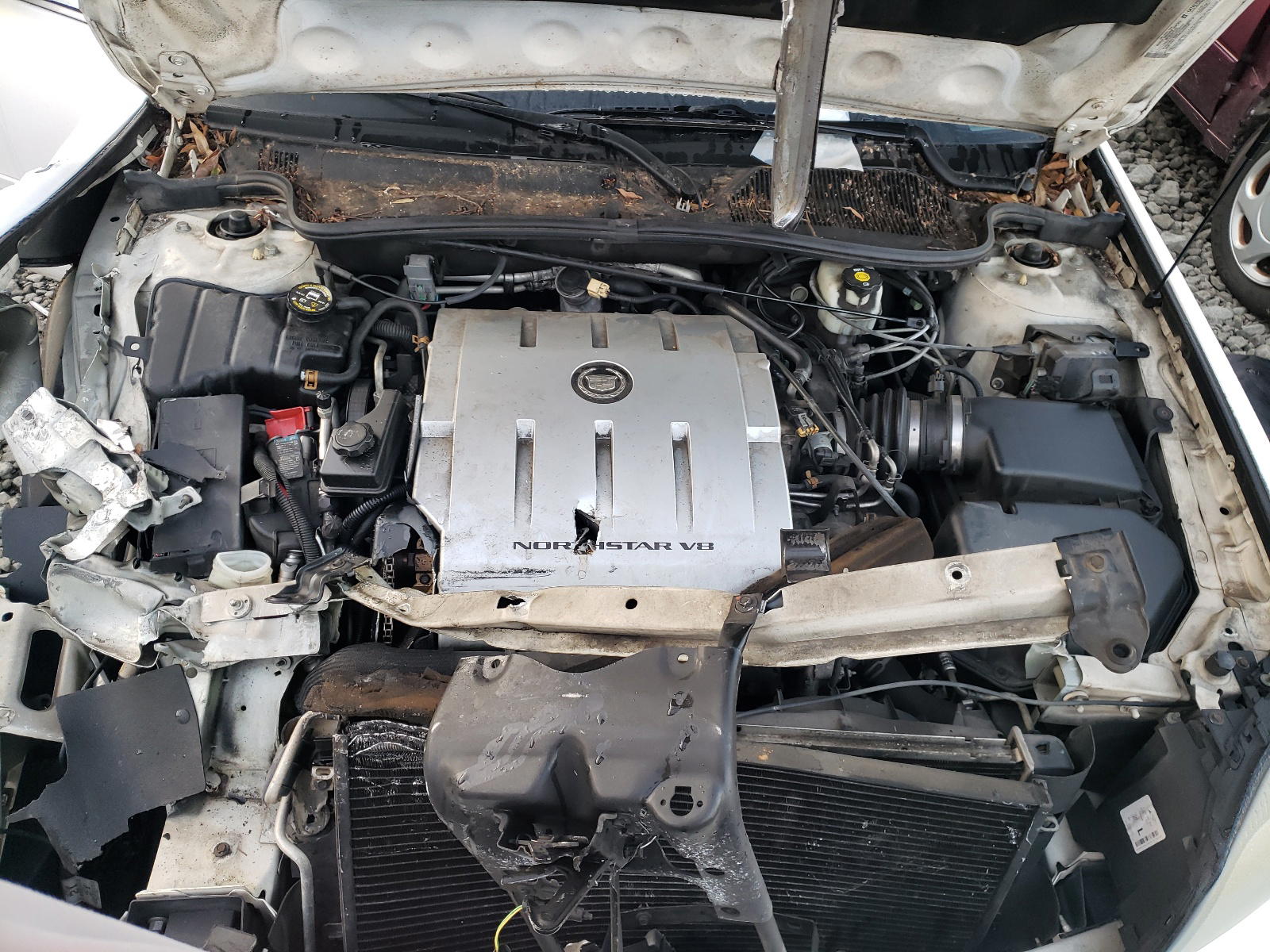Photo 7 from auction – 2004 CADILLAC DEVILLE with VIN 1G6KD54Y34U154097