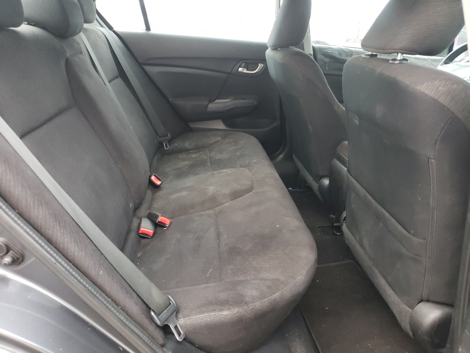 Photo 6 from auction – 2013 HONDA CIVIC LX with VIN 19XFB2F50DE004050