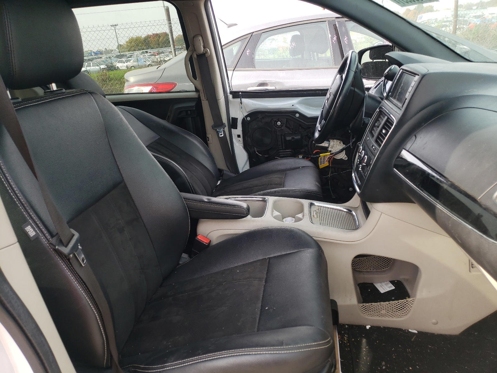 Photo 5 from auction – 2019 DODGE GRAND CARA with VIN 2C4RDGCG5KR513458