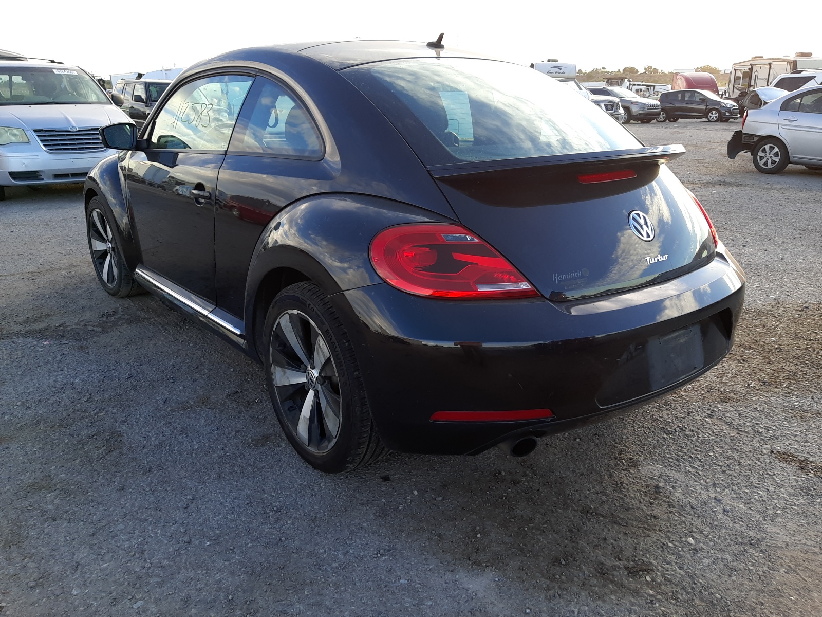 Photo 3 from auction – 2012 VOLKSWAGEN BEETLE TUR with VIN 3VWVA7AT1CM617037