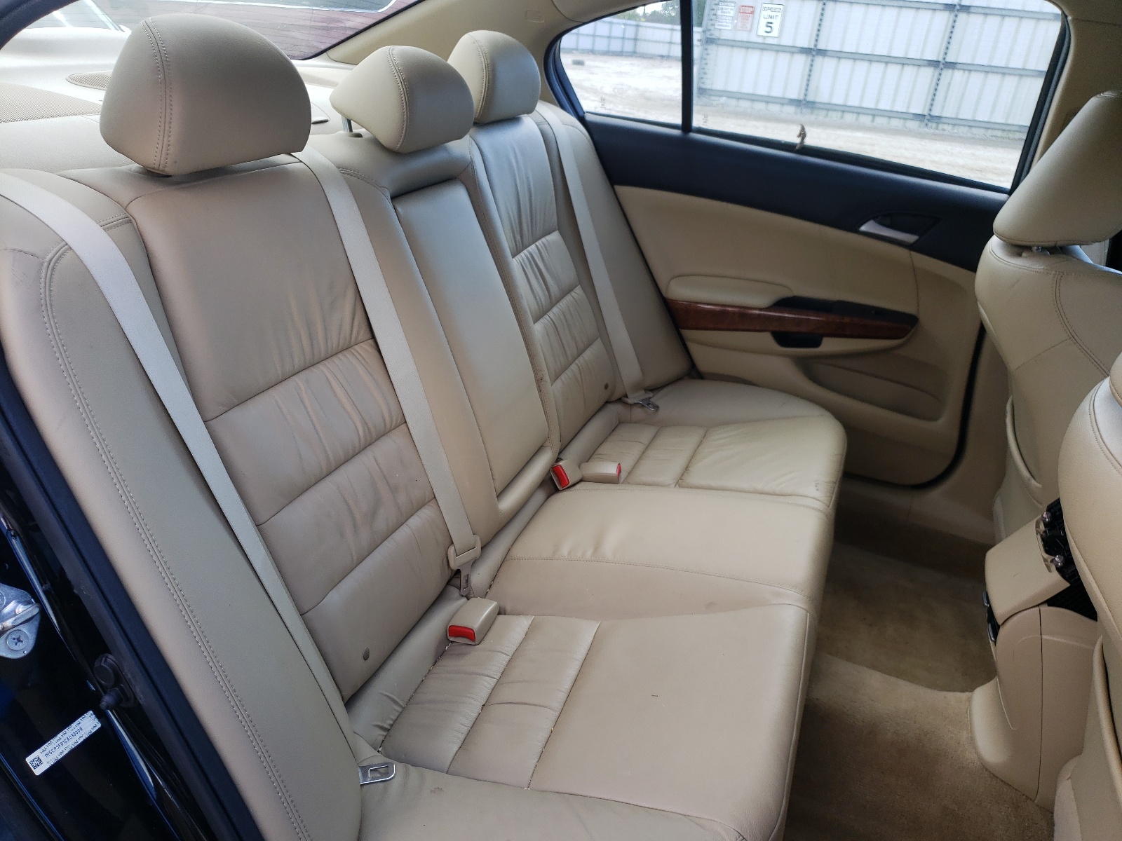Photo 6 from auction – 2012 HONDA ACCORD EXL with VIN 1HGCP3F81CA039008