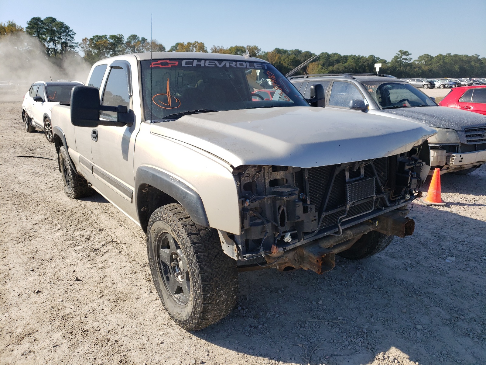 Photo 1 from auction – 2007 CHEVROLET SILVERADO with VIN 1GCEK19ZX7E120134