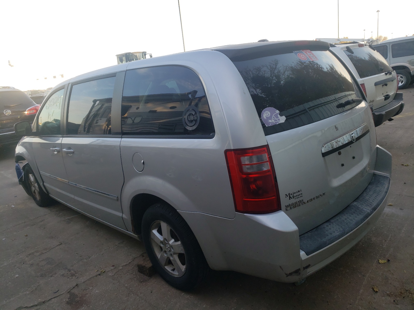 Photo 3 from auction – 2008 DODGE GRAND CARA with VIN 2D8HN54P18R779954