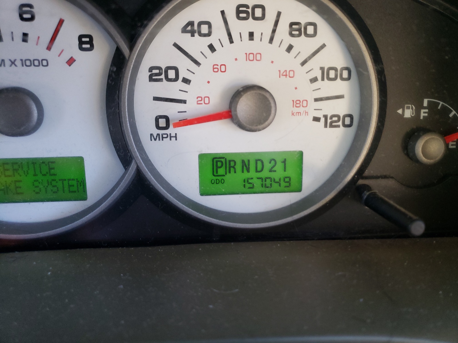 Photo 8 from auction – 2005 FORD ESCAPE LIM with VIN 1FMYU941X5KA54198