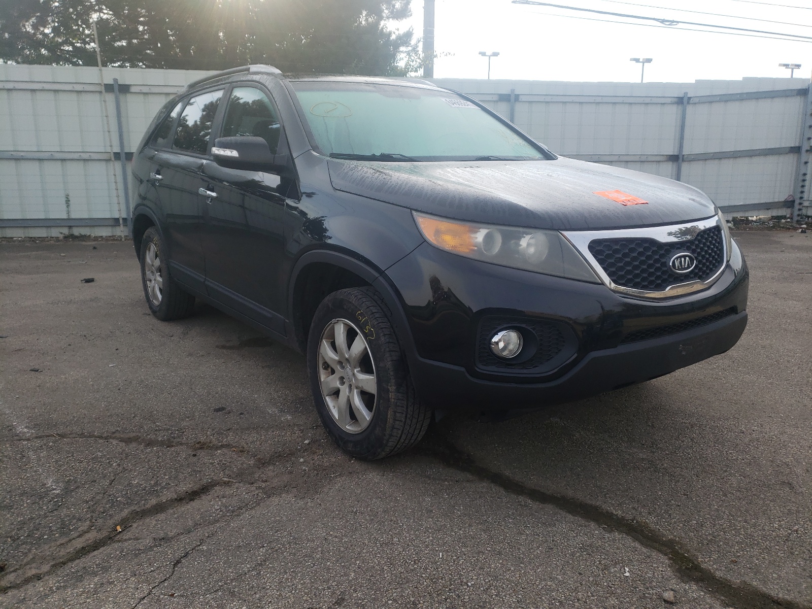 Photo 1 from auction – 2011 KIA SORENTO BA with VIN 5XYKT3A11BG048984