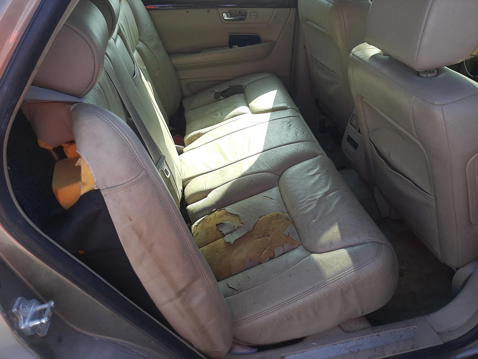 Photo 6 from auction – 2011 CADILLAC DTS PREMIU with VIN 1G6KH5E62BU132851
