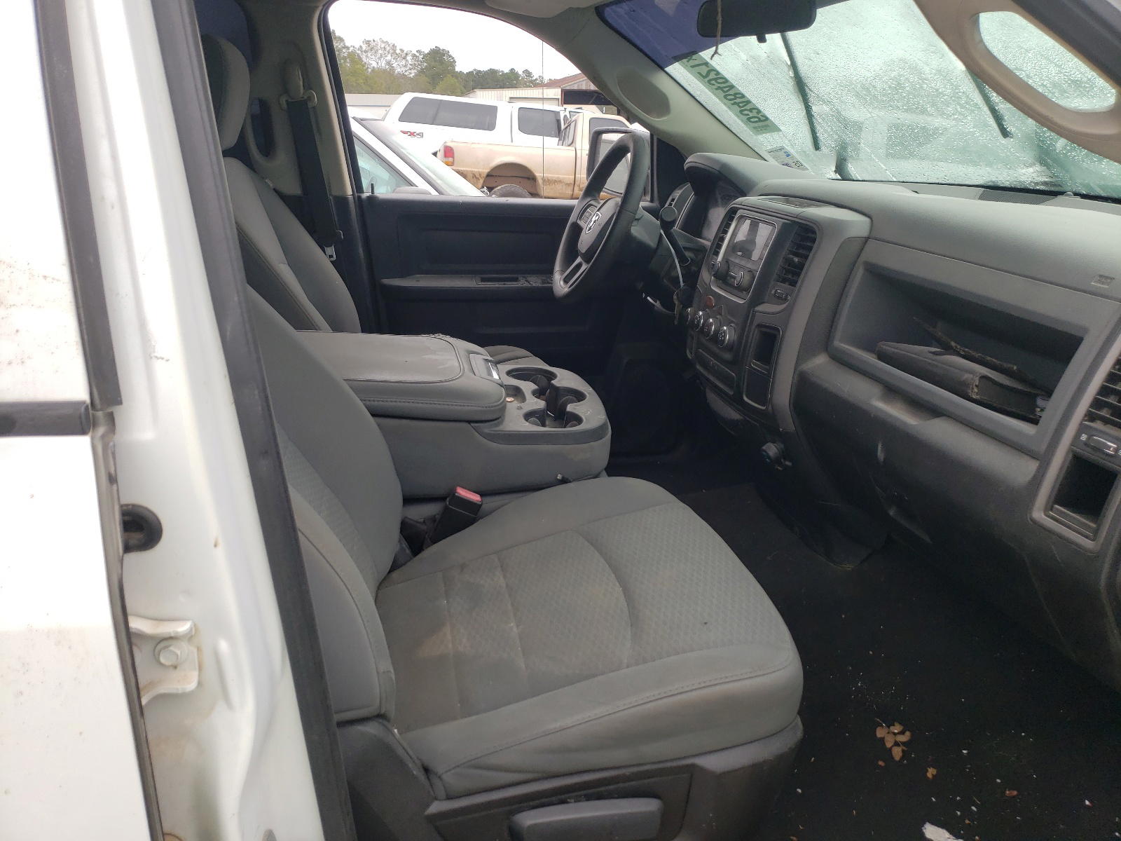 Photo 5 from auction – 2013 RAM 1500 ST with VIN 1C6RR7FT5DS655506