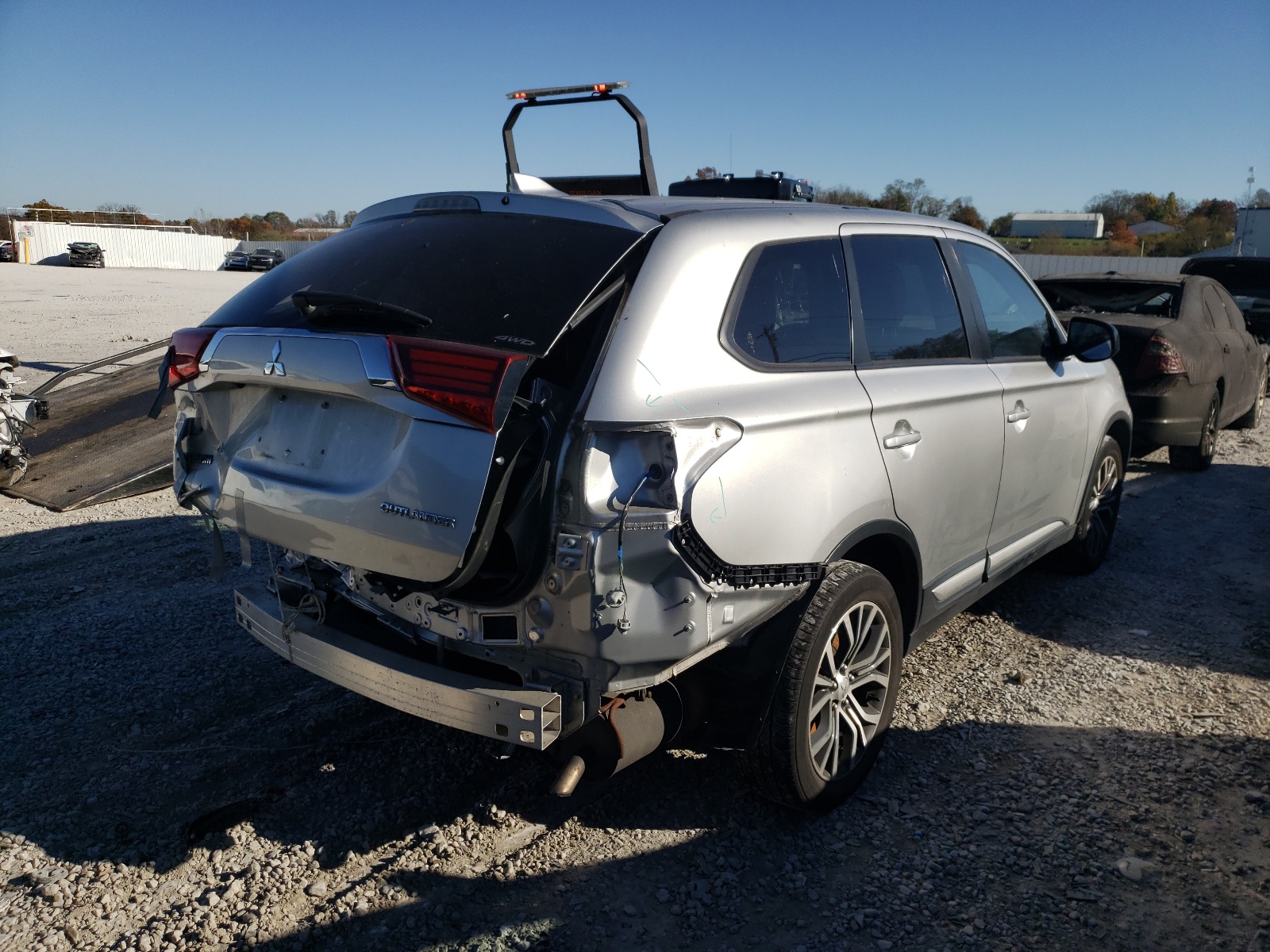 Photo 4 from auction – 2018 MITSUBISHI OUTLANDER with VIN JA4AZ3A39JZ058152