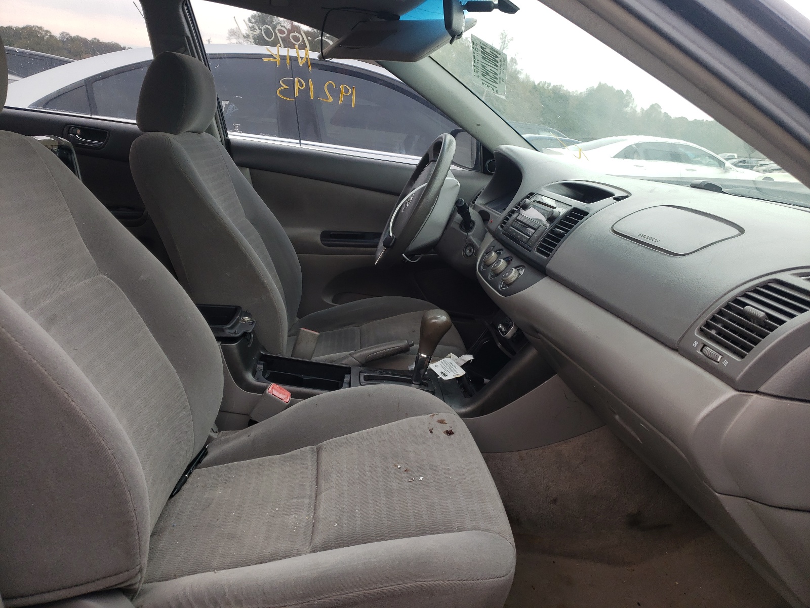 Photo 5 from auction – 2005 TOYOTA CAMRY LE with VIN 4T1BE32K15U038259