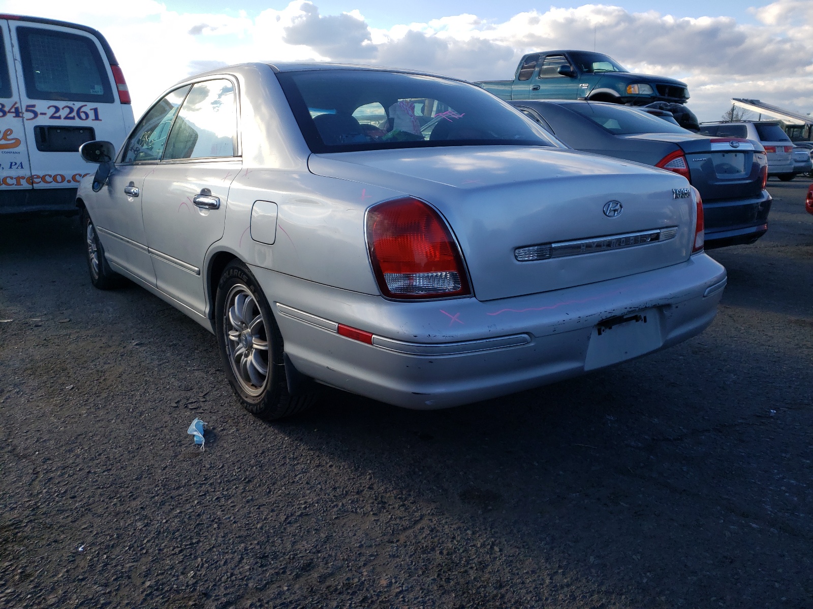 Photo 3 from auction – 2002 HYUNDAI XG 350 with VIN KMHFU45EX2A230485