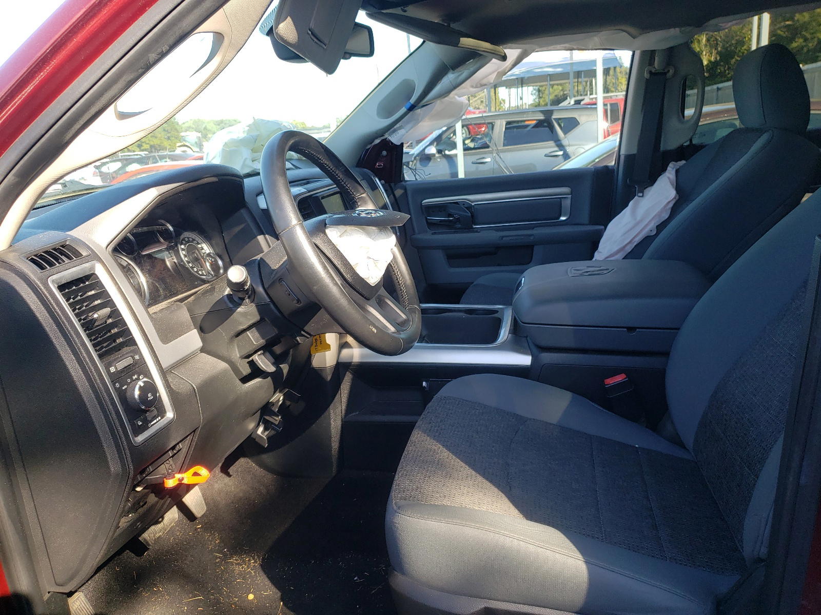 Photo 5 from auction – 2017 RAM 1500 SLT with VIN 3C6RR7LT7HG524627
