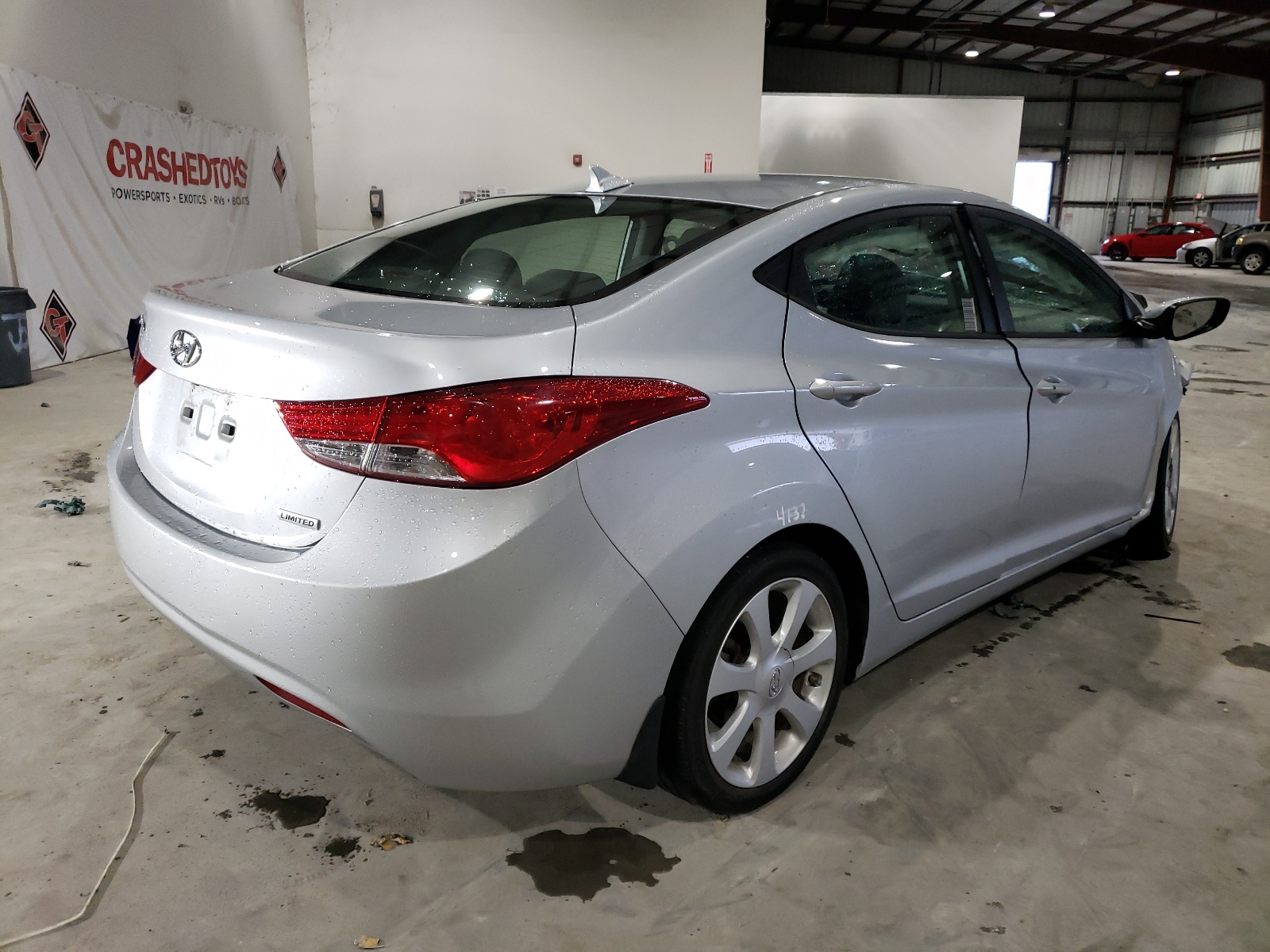 Photo 4 from auction – 2013 HYUNDAI ELANTRA GL with VIN 5NPDH4AE2DH229283