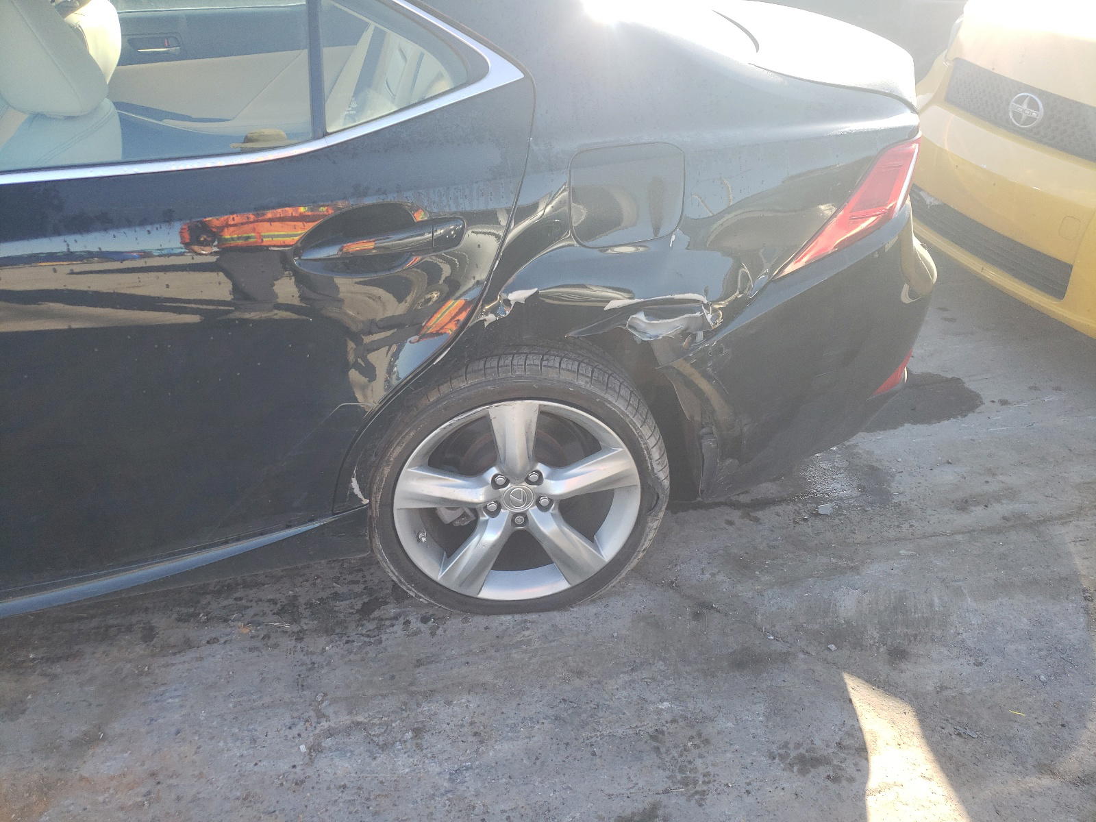 Photo 9 from auction – 2014 LEXUS IS 350 with VIN JTHCE1D24E5001628